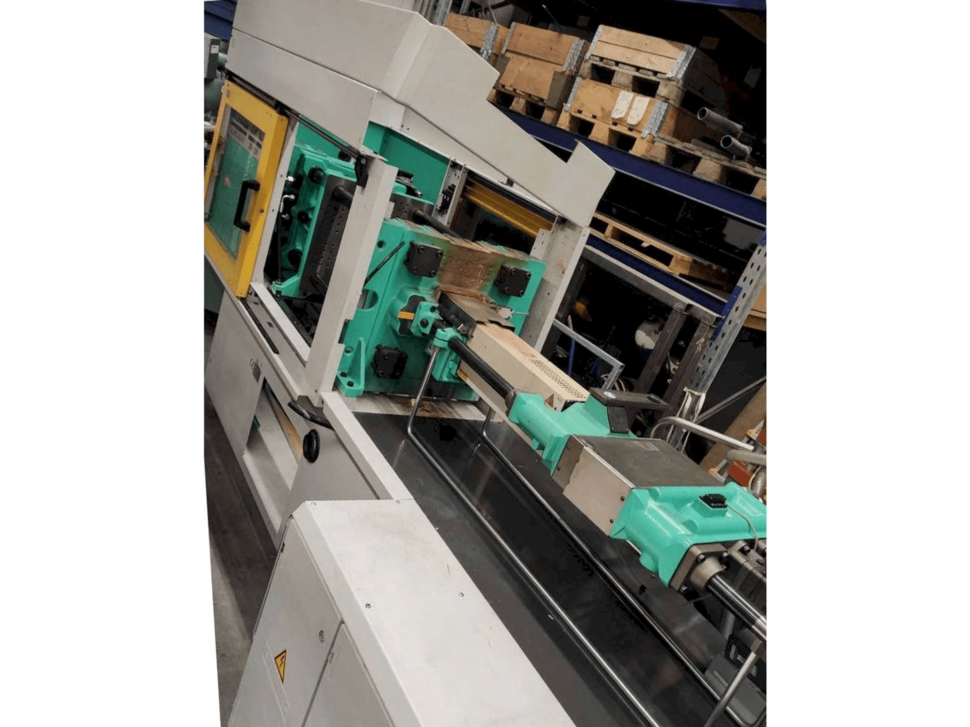 Vooraanzicht van Arburg 370C-800-250 machine