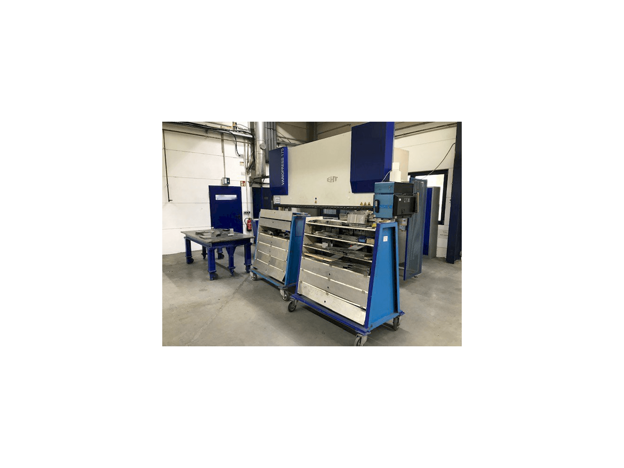 Vooraanzicht van EHT VARIOPRESS 175-4050 machine