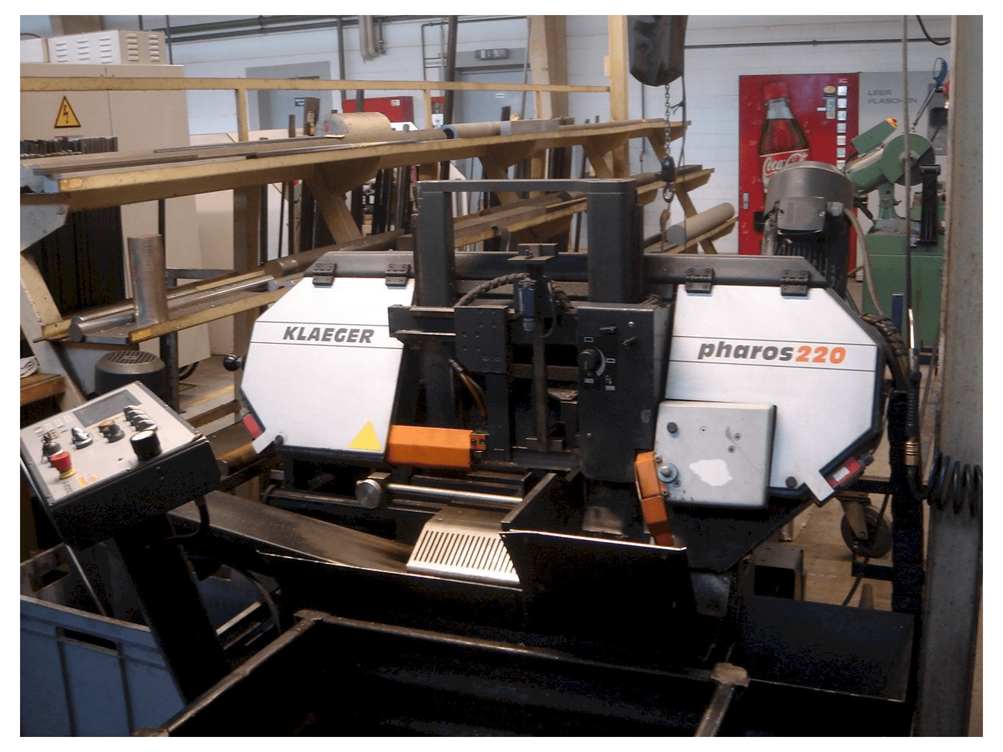 Vooraanzicht van Klaeger Pharos 220 machine