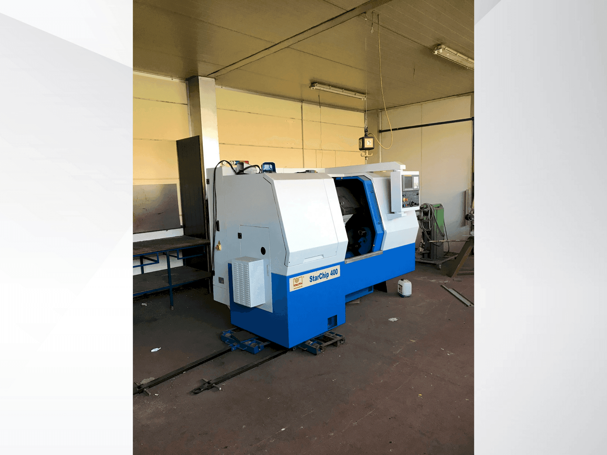 Vooraanzicht van KNUTH Starship 400 machine