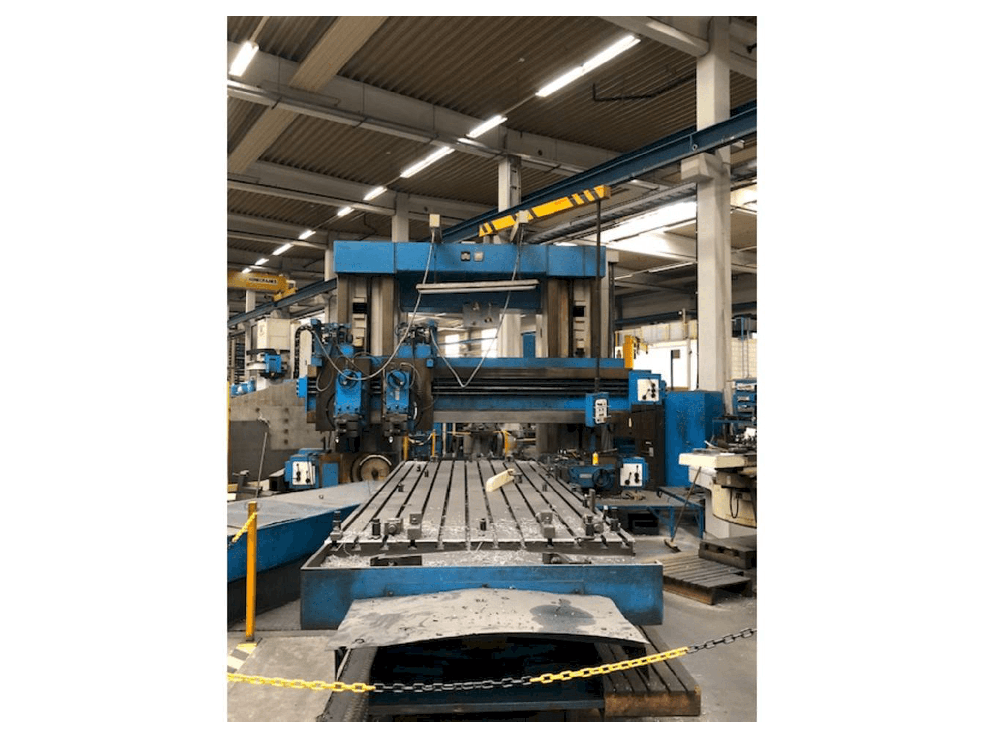 Vooraanzicht van SHV FELD12 Q251 machine