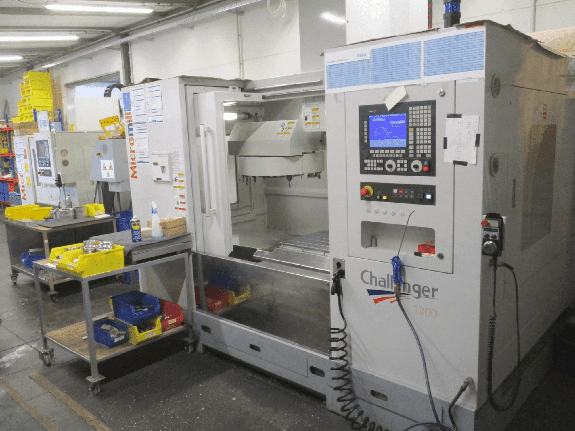 Vooraanzicht van BUFFALO Micromill Challenger MM-1000 machine