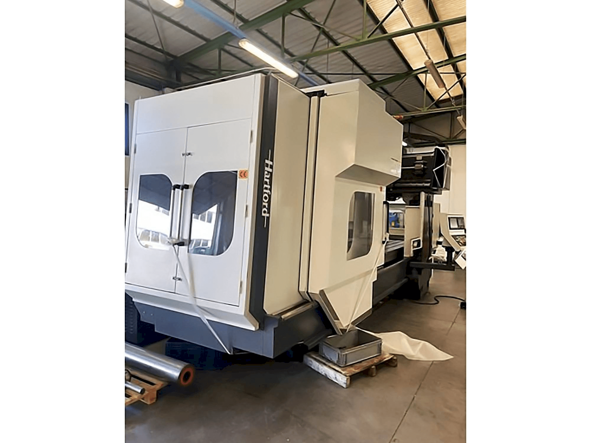 Vooraanzicht van HARTFORD HEP - 3150 machine