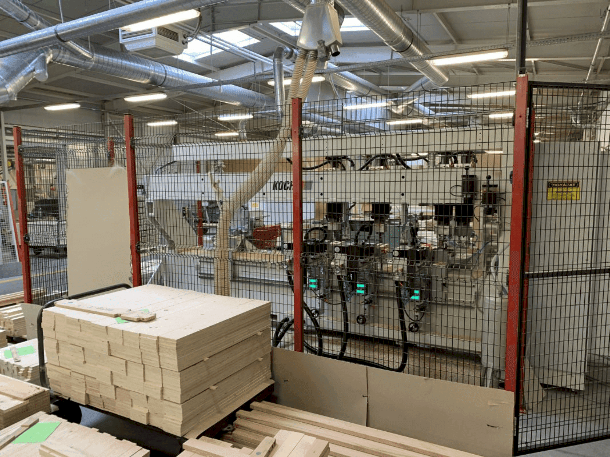 Vooraanzicht van KOCH BL 2500 NC select line machine