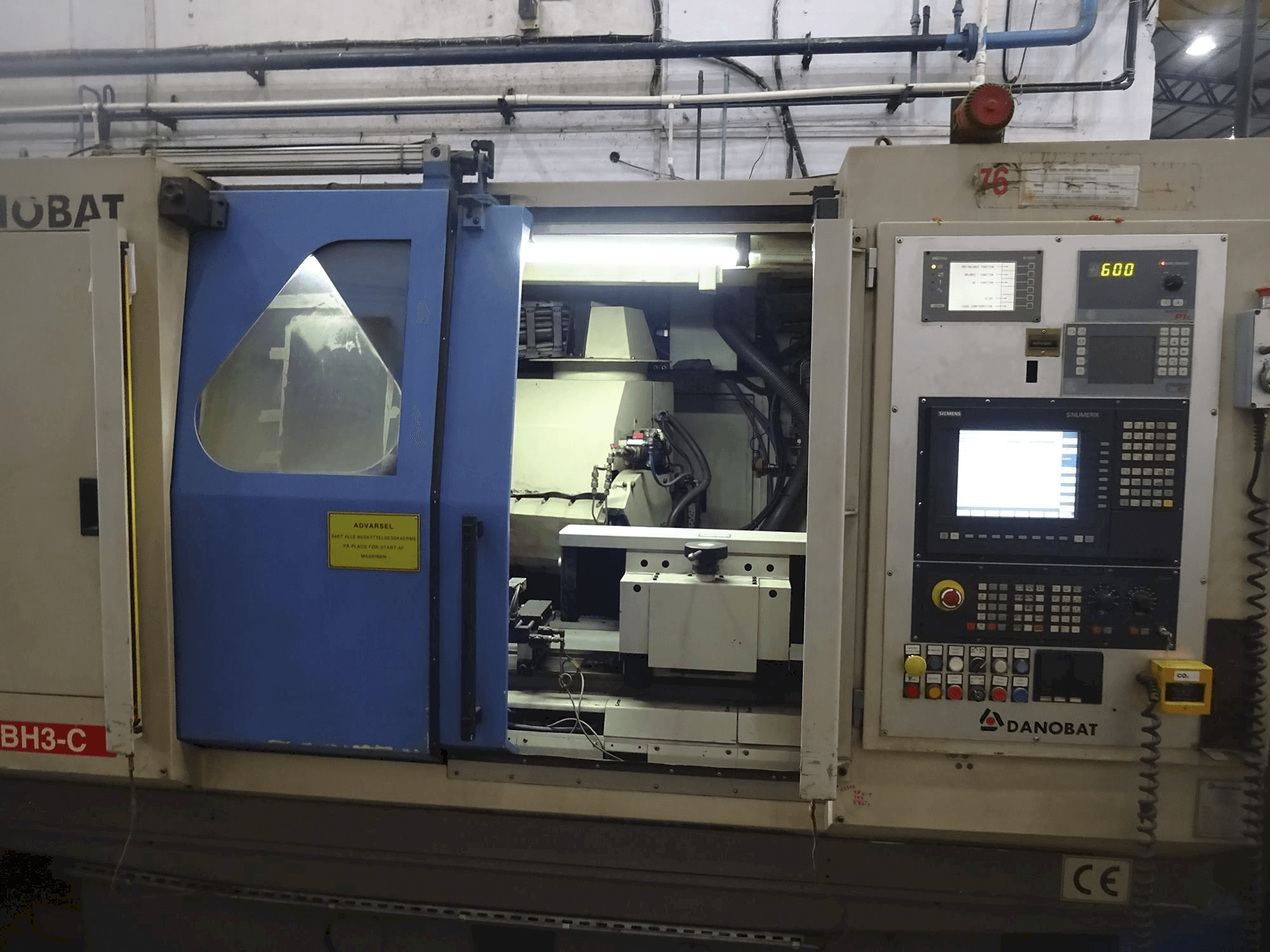 Vooraanzicht van DANOBAT G-61-BH3-C machine