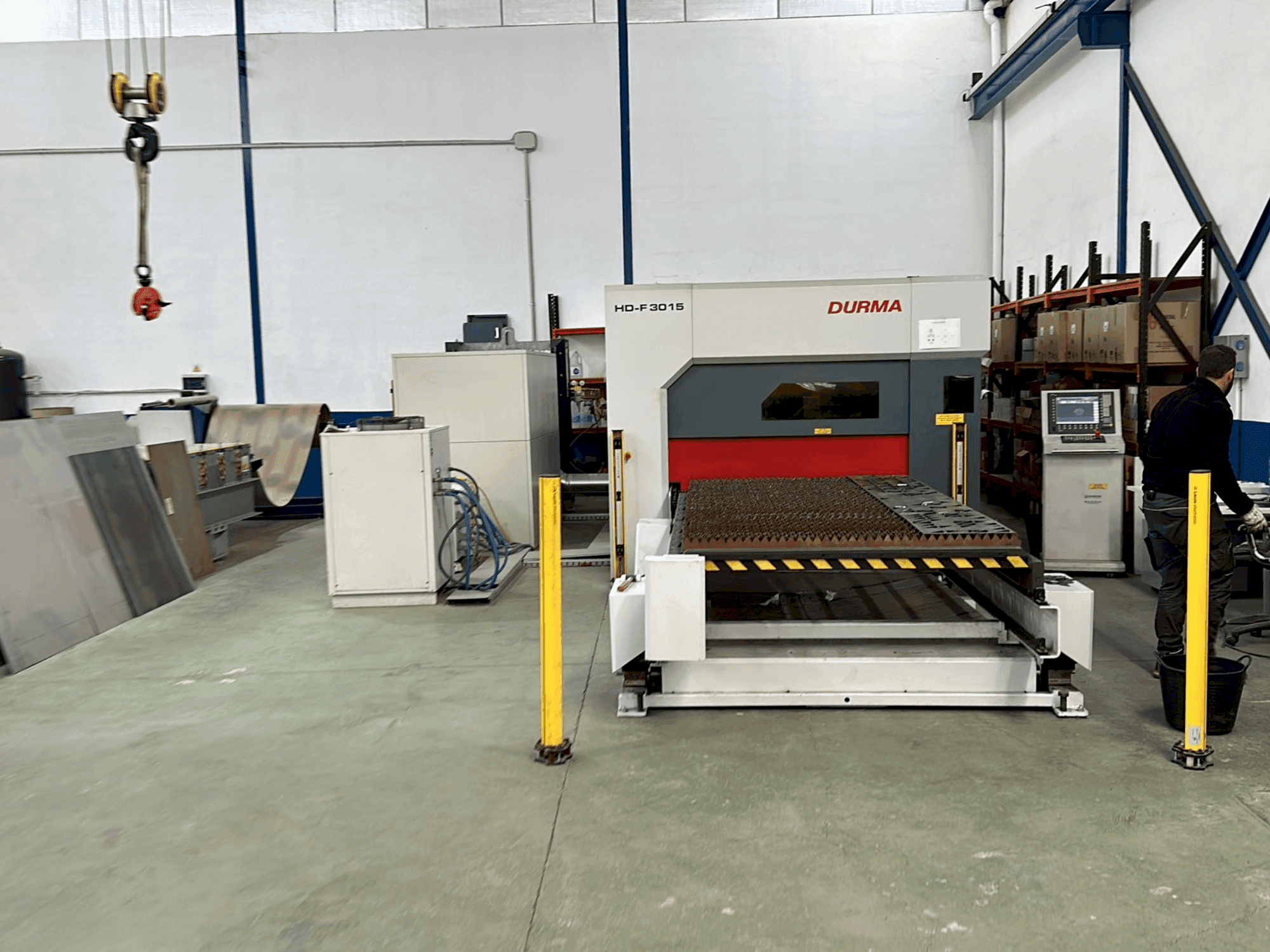 Vooraanzicht van Durma HD-F 3015 machine