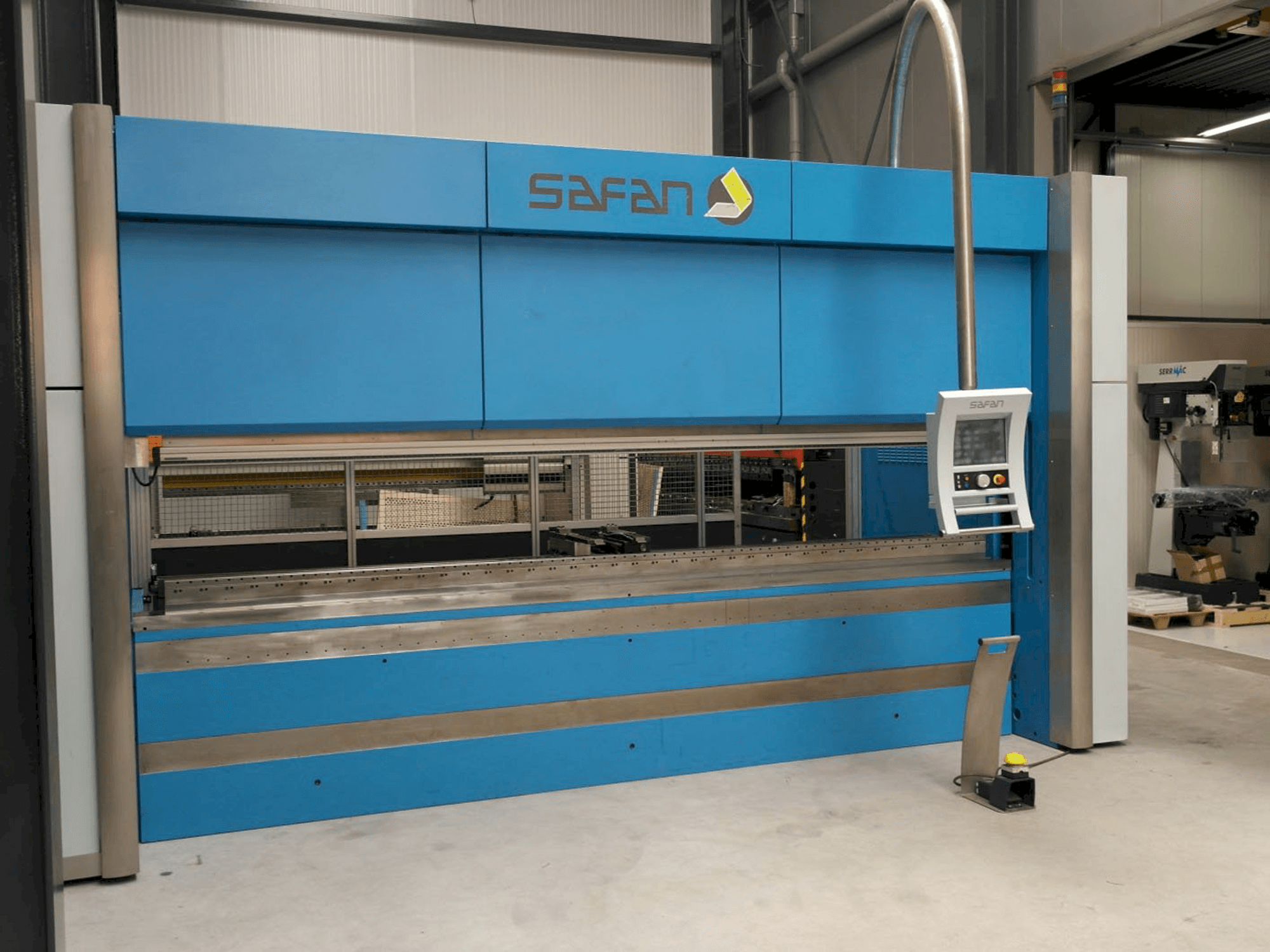 Vooraanzicht van Safan E-Brake 200-4100 TS 1 machine