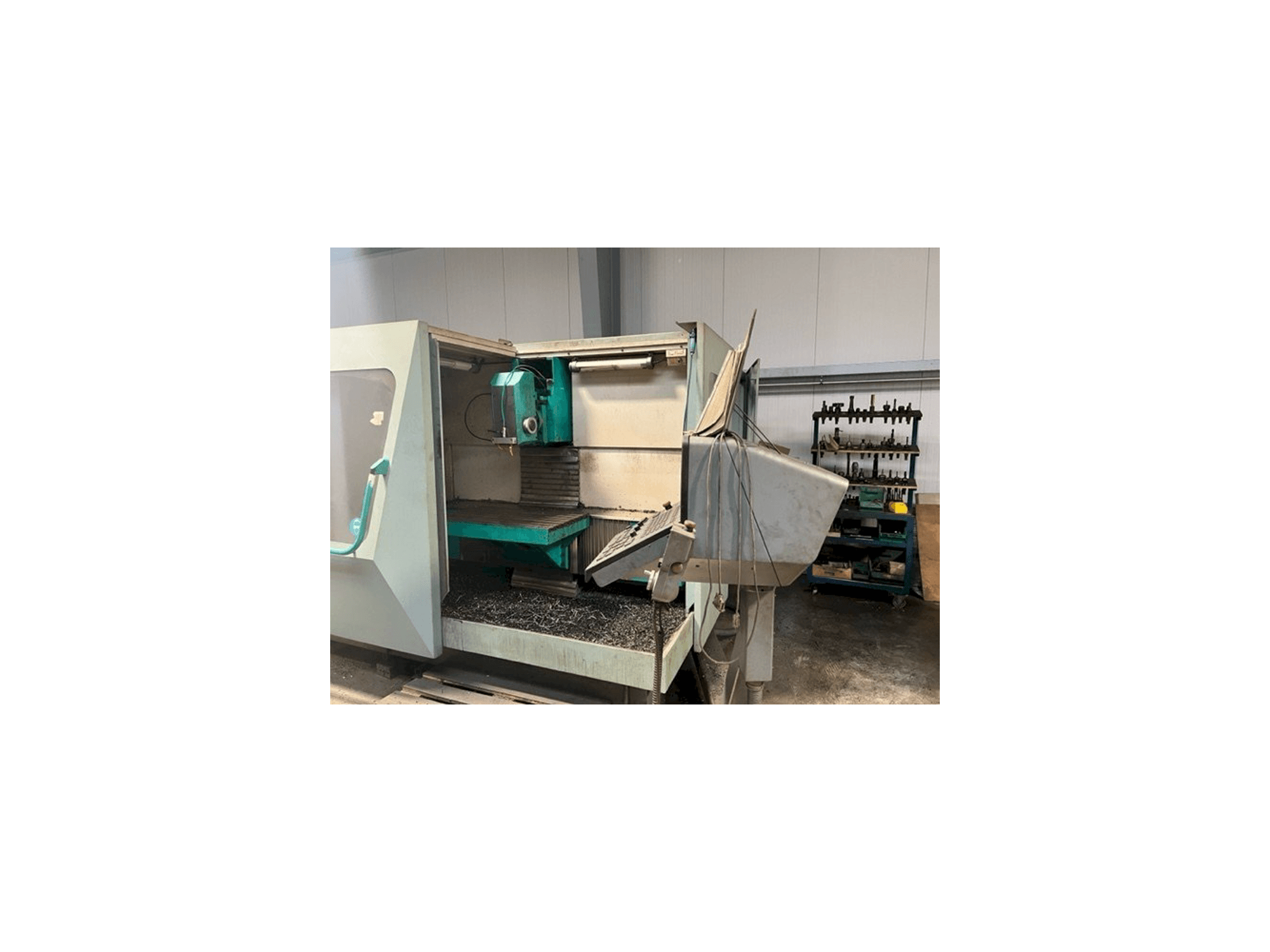 Vooraanzicht van DECKEL FP 4-60 machine