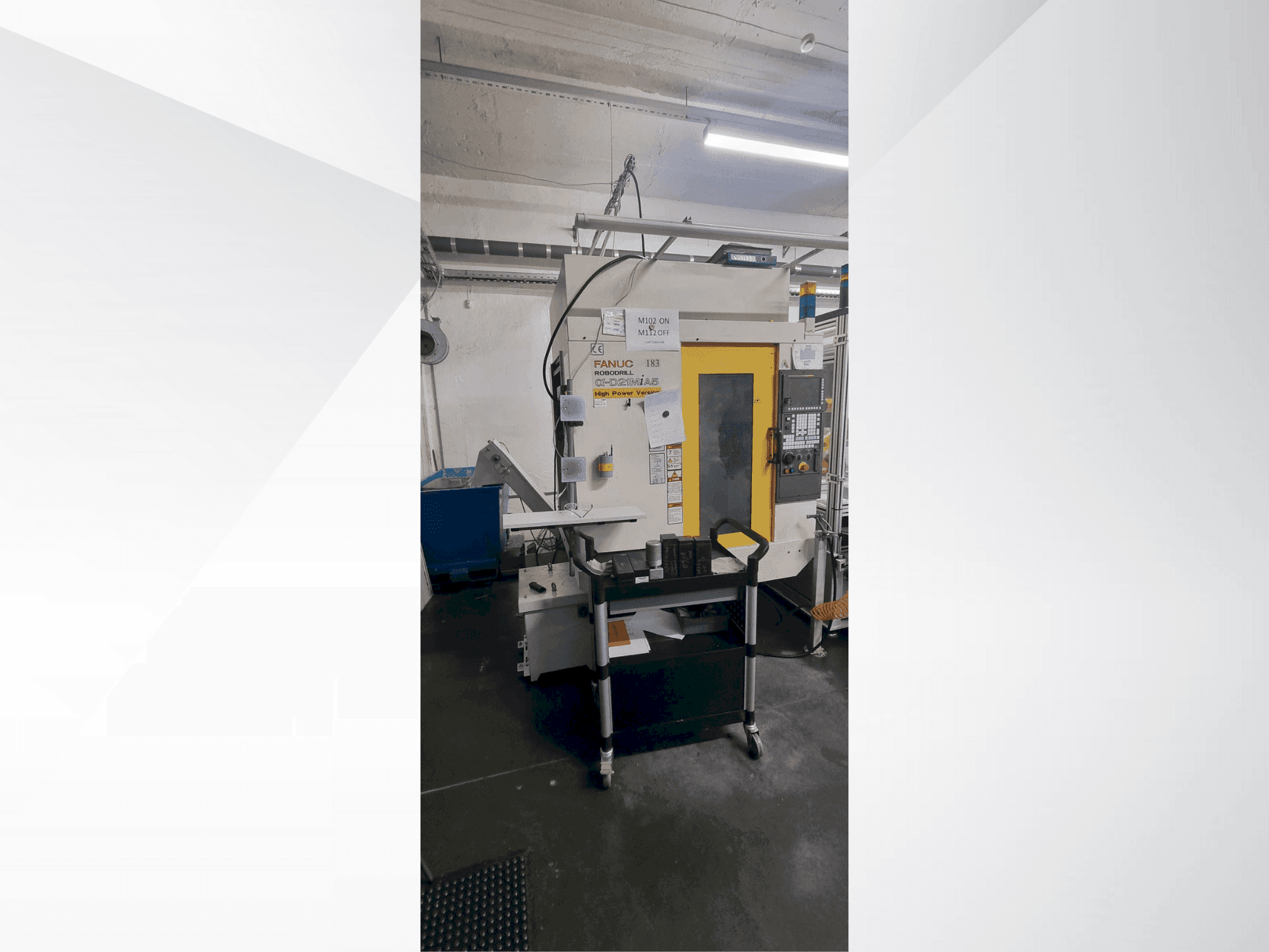 Vooraanzicht van FANUC Robodrill α-D21 MiA5 machine