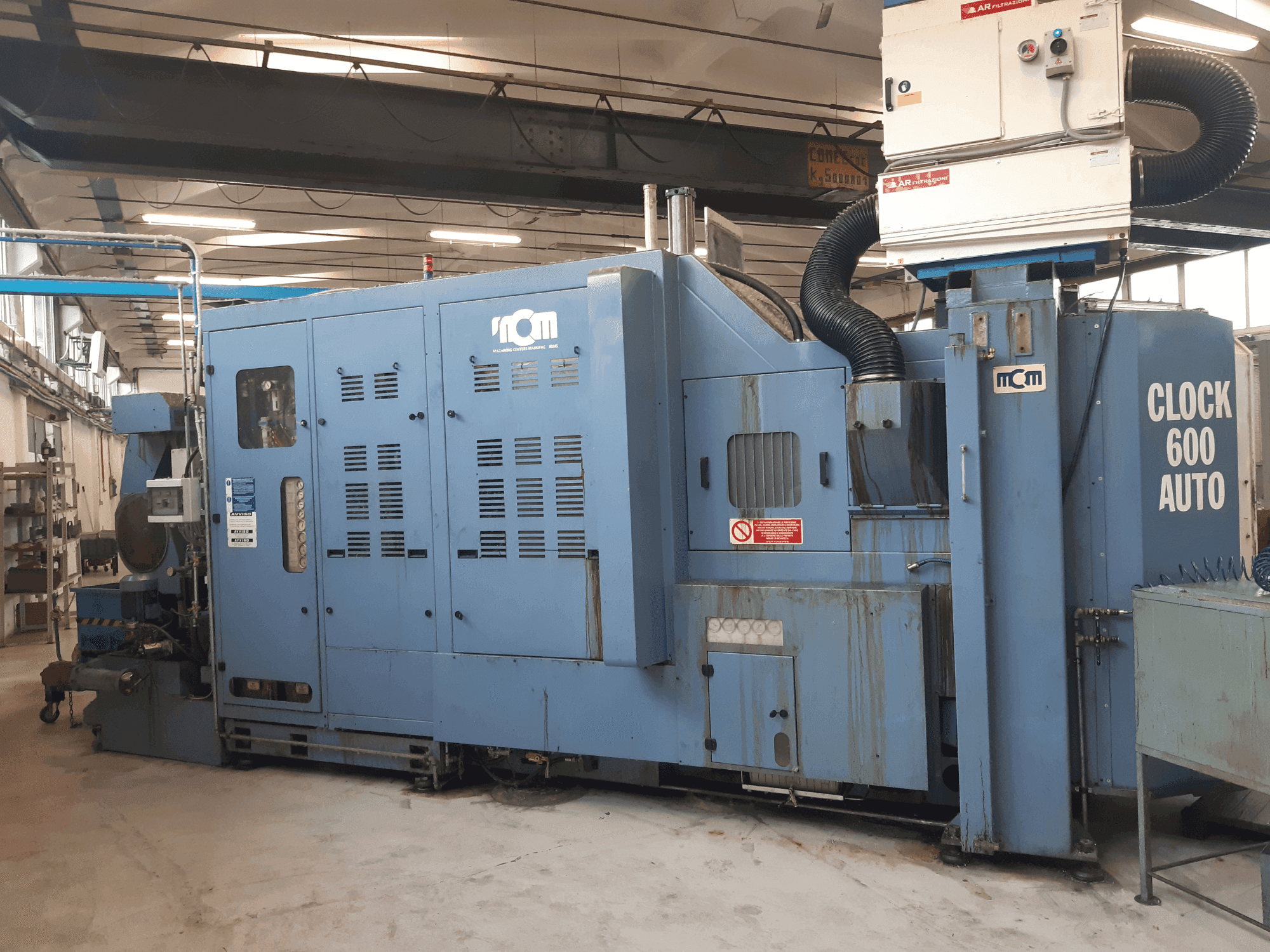 Vooraanzicht van MCM Clock 600 Auto machine