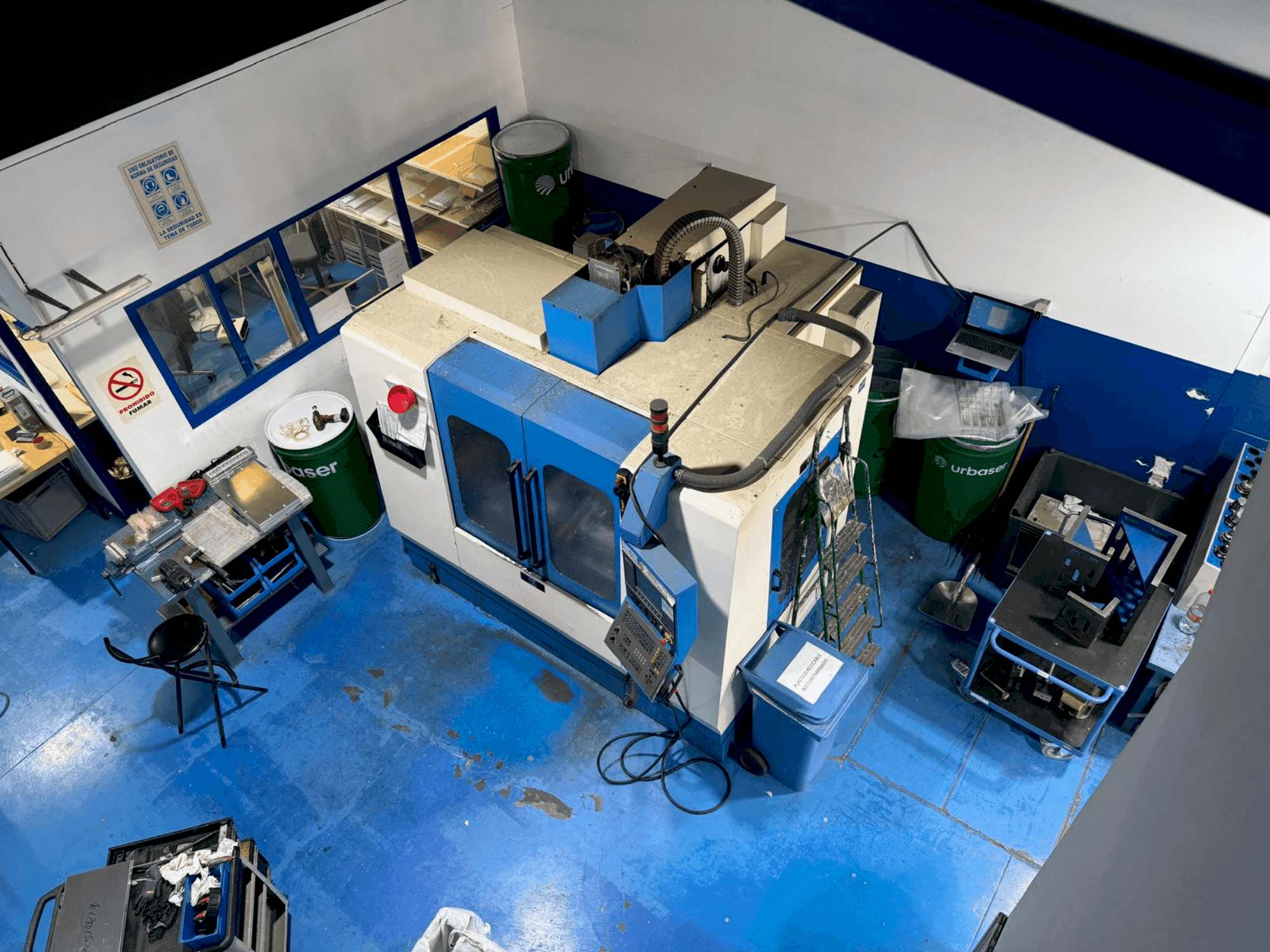 Vooraanzicht van LAGUN GVC 1000 machine