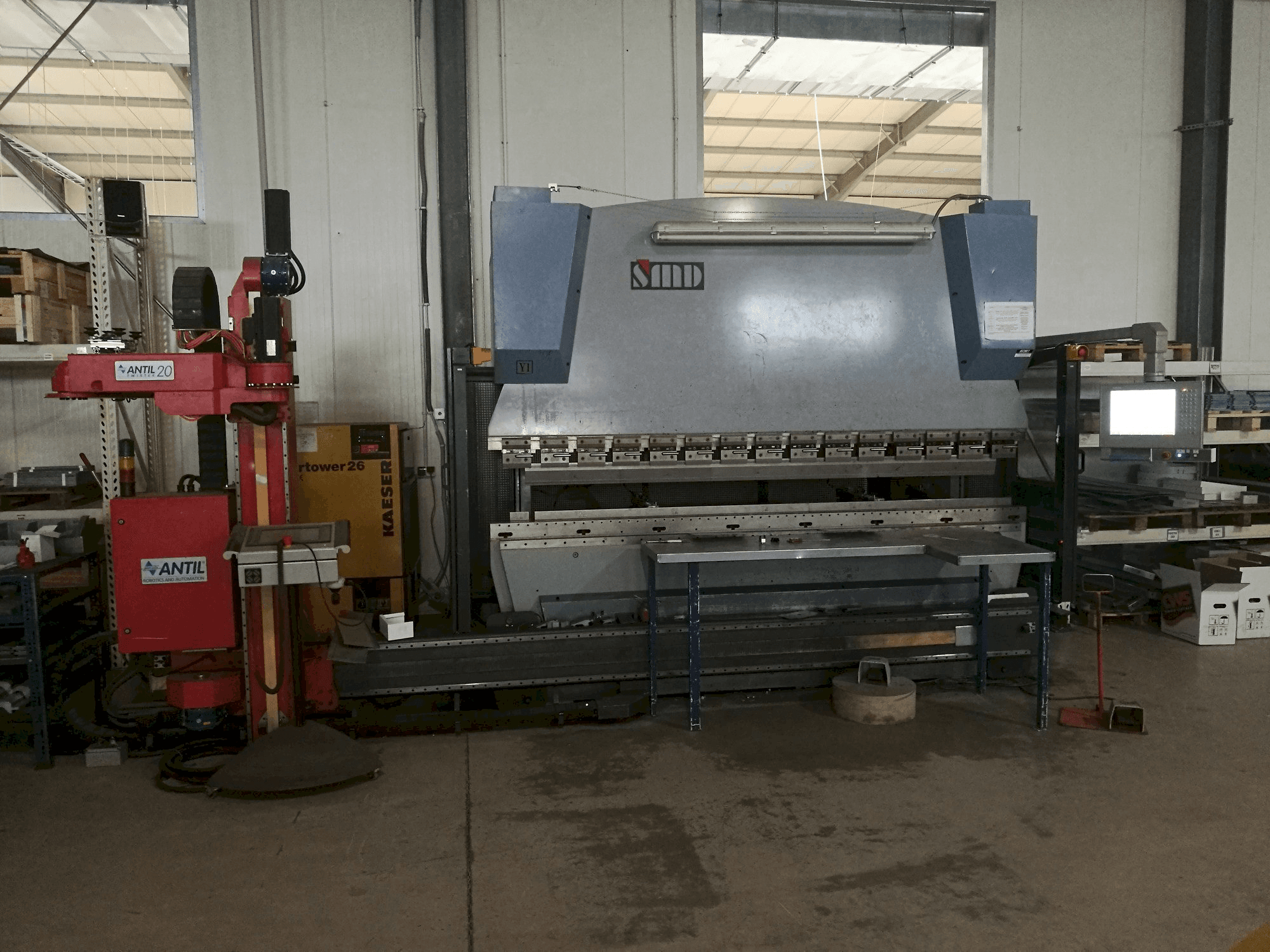 Vooraanzicht van Yawei PBH 110-3100-4C machine