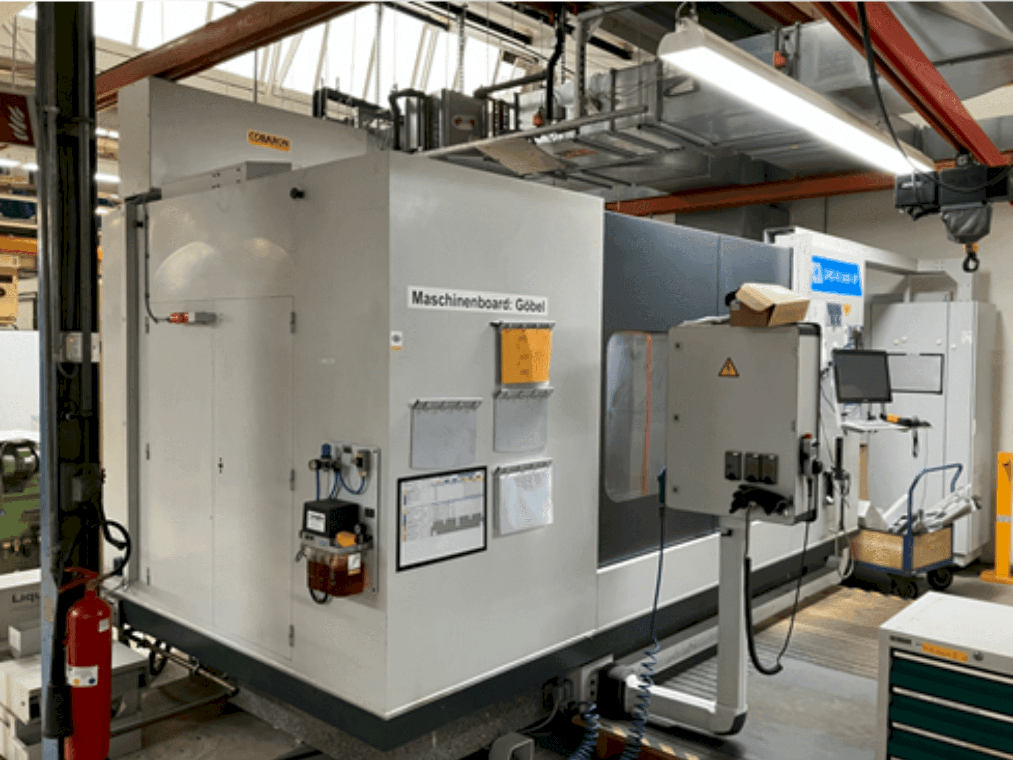 Vooraanzicht van Willi Göbel GRS-III-2400-SP machine