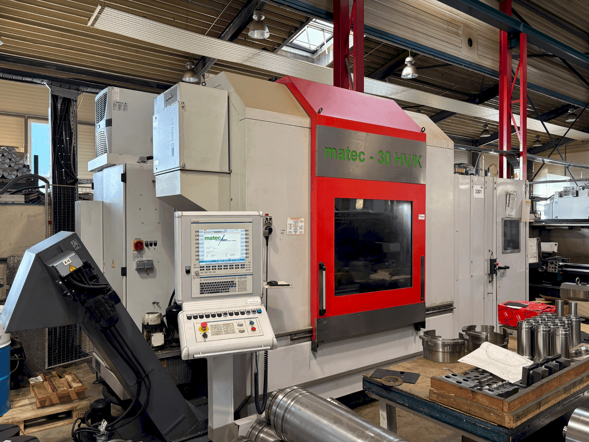 Vooraanzicht van Matec MATEC 30 HV/K machine