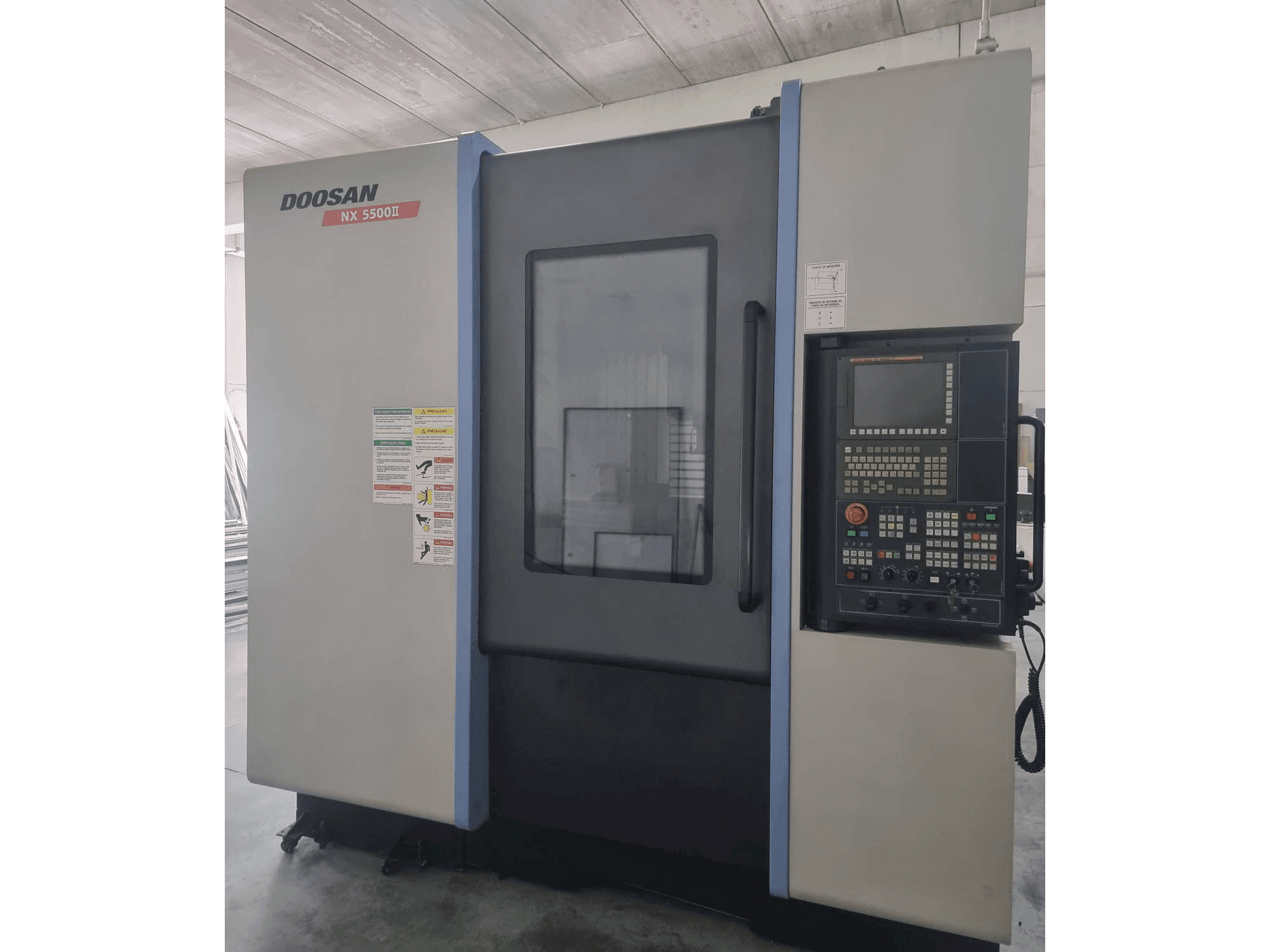 Vooraanzicht van Doosan Nx5500 Ii machine