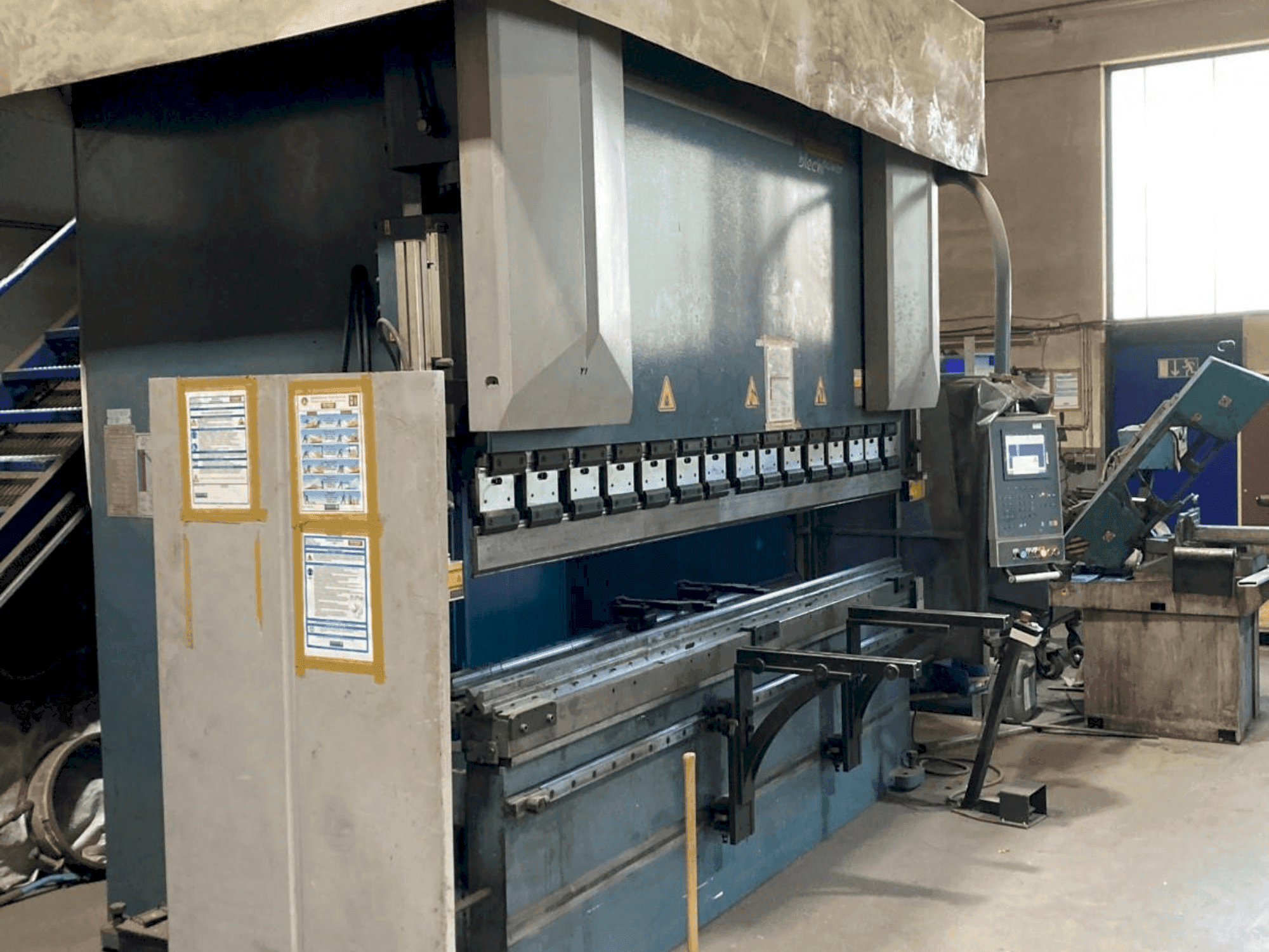 Vooraanzicht van Hesse AD-R30320 machine