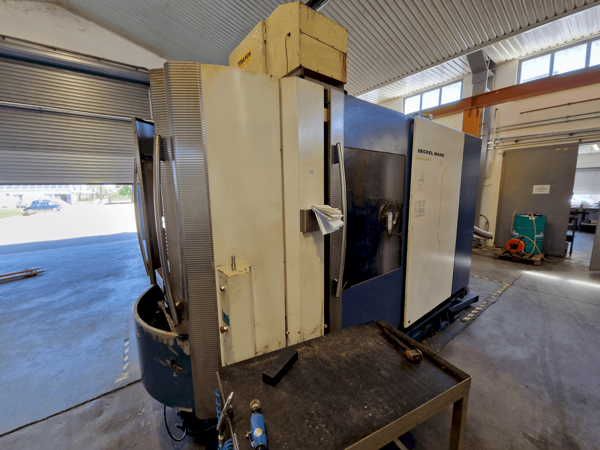 Vooraanzicht van DECKEL MAHO DMC 60 H Hy Din machine