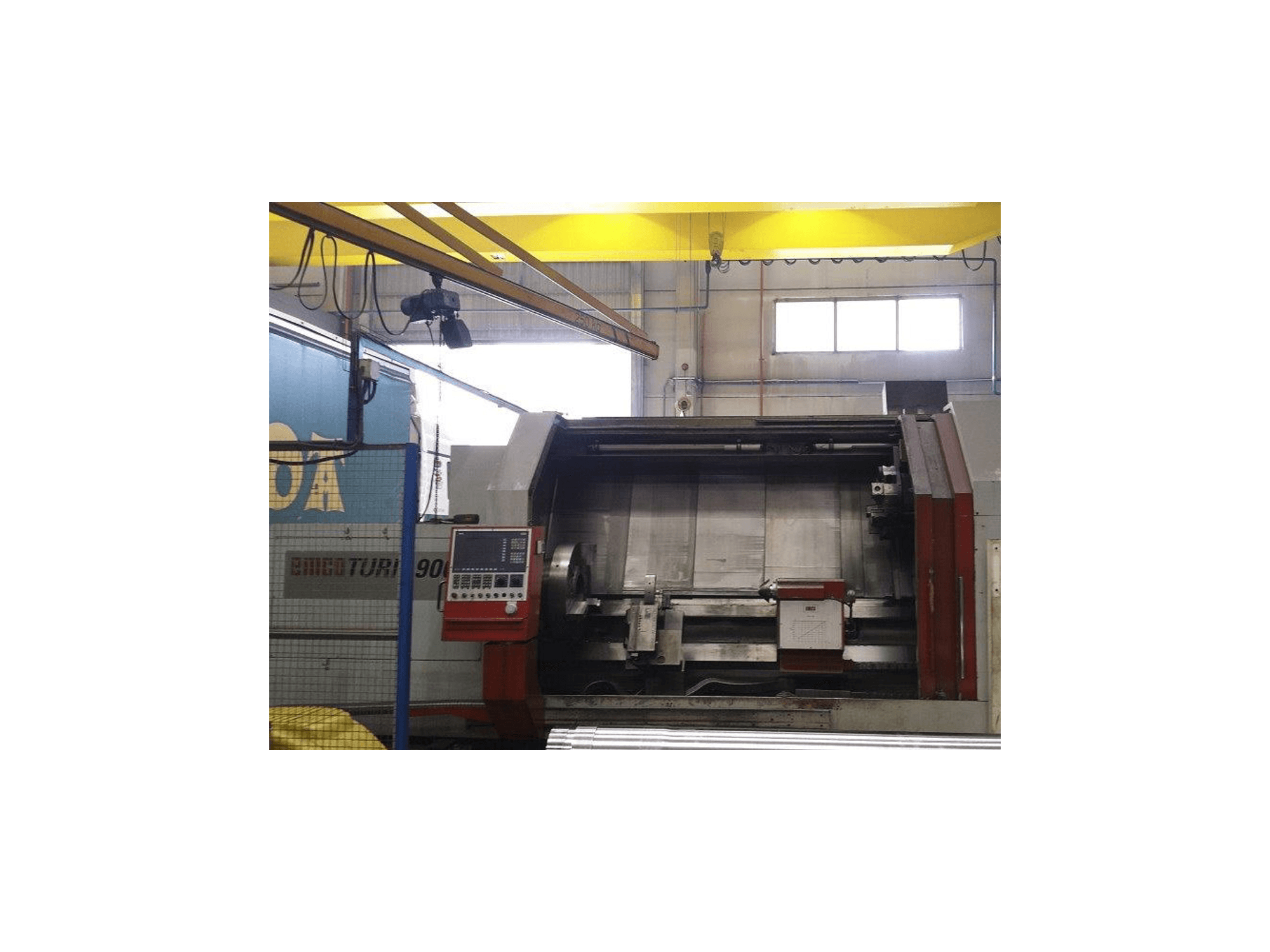 Vooraanzicht van EMCO EMCOTURN 900 machine