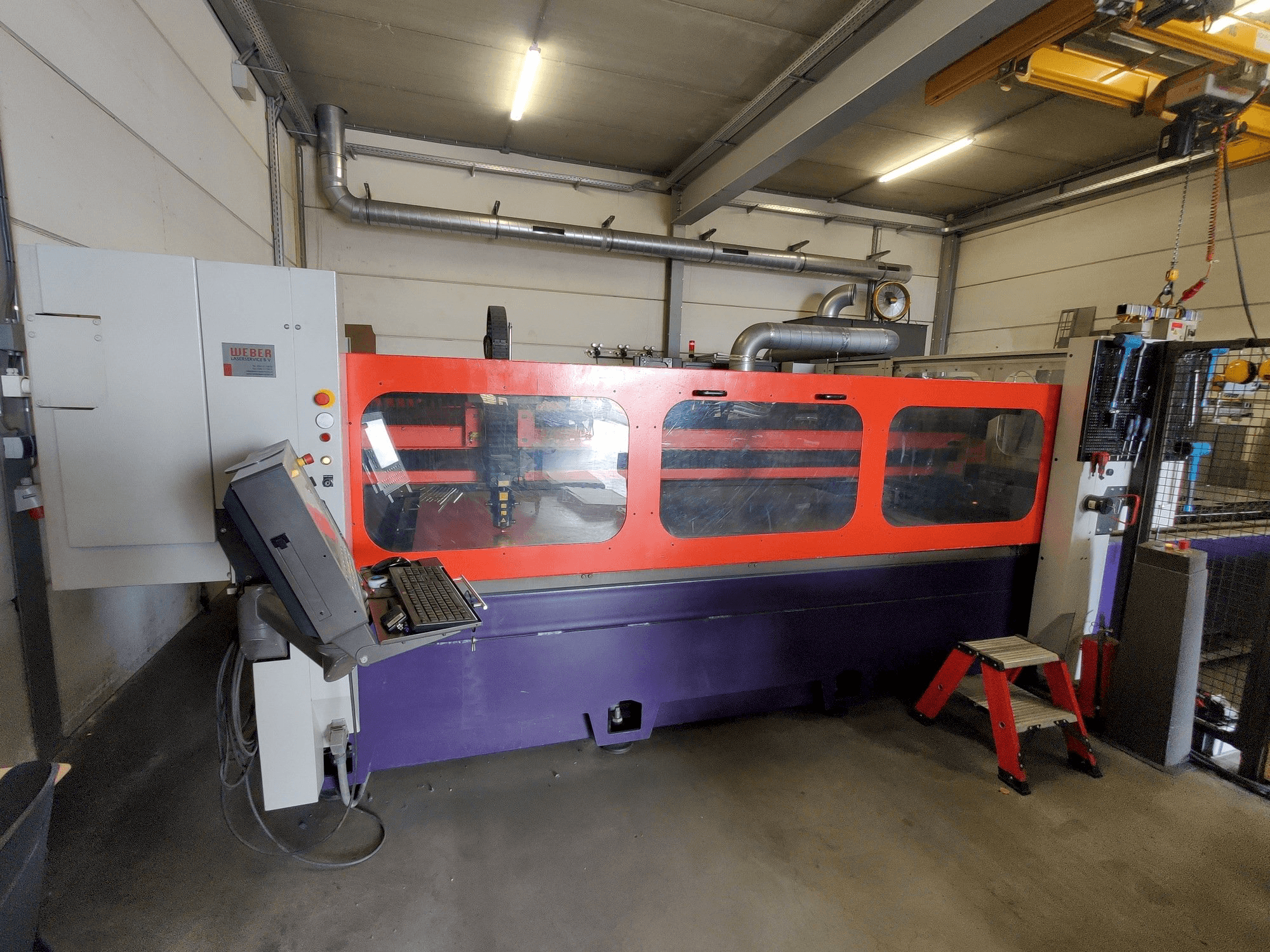 Vooraanzicht van Bystronic Bystar 3015 machine