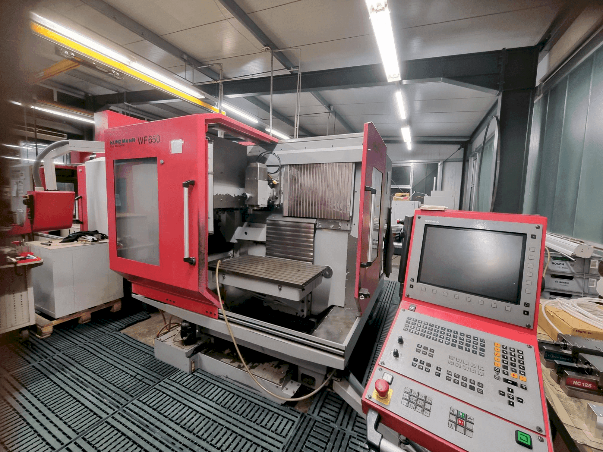 Vooraanzicht van KUNZMANN WF 650 machine