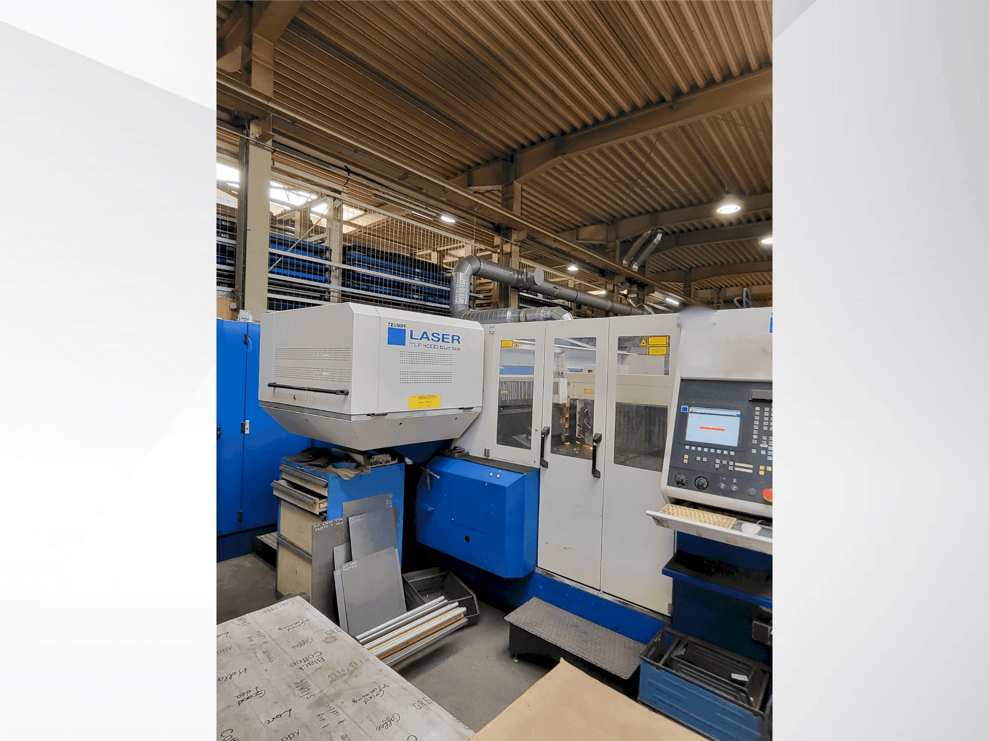 Vooraanzicht van TRUMPF Trumatic L3030 4KW (CO2) machine