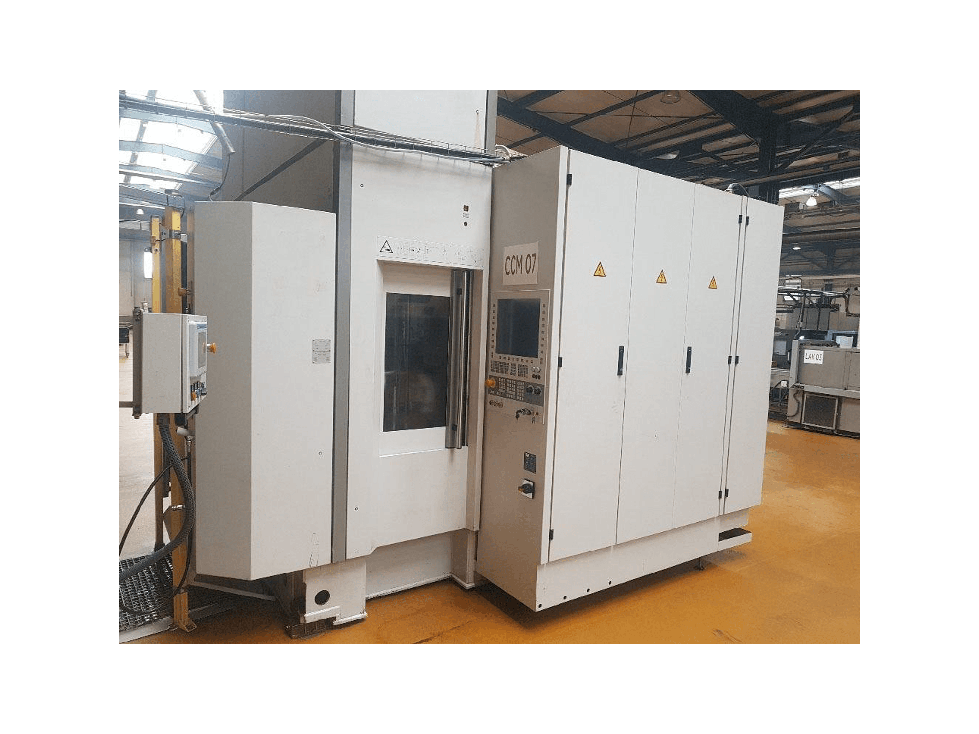 Vooraanzicht van SW BA322 machine