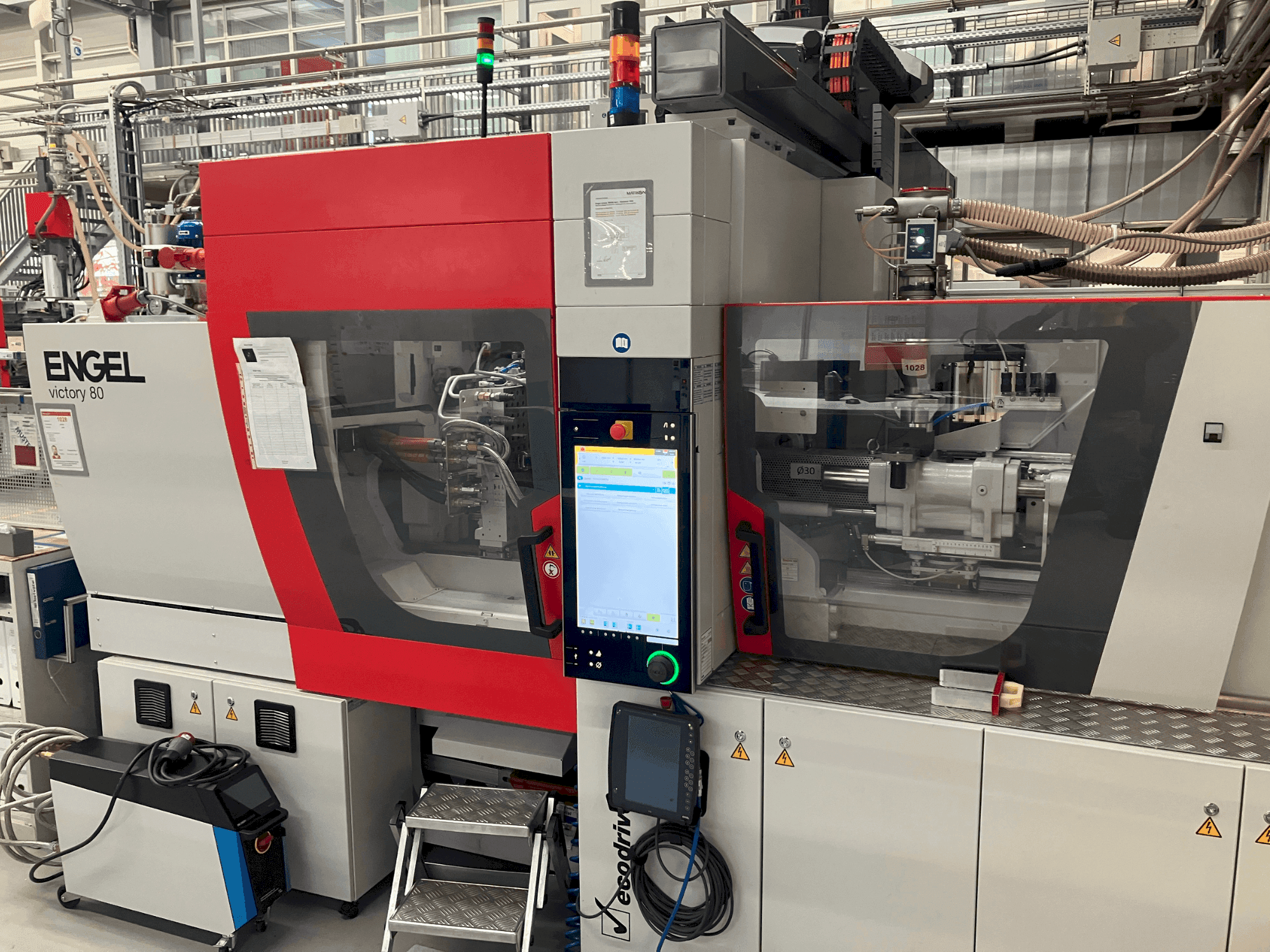 Vooraanzicht van Engel victory 200/80 tech machine