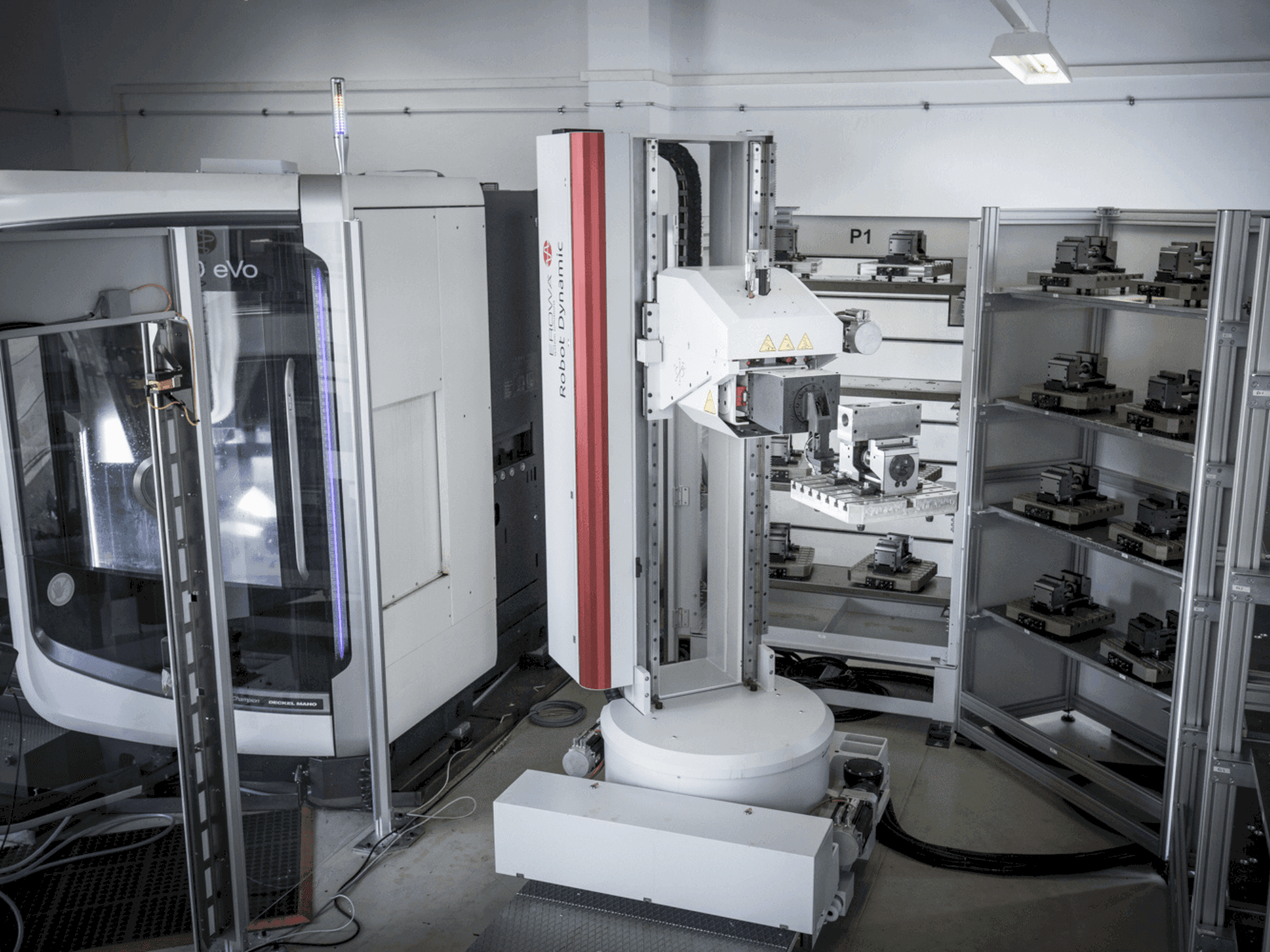 Vooraanzicht van DMG MORI DMU 60 EVO machine