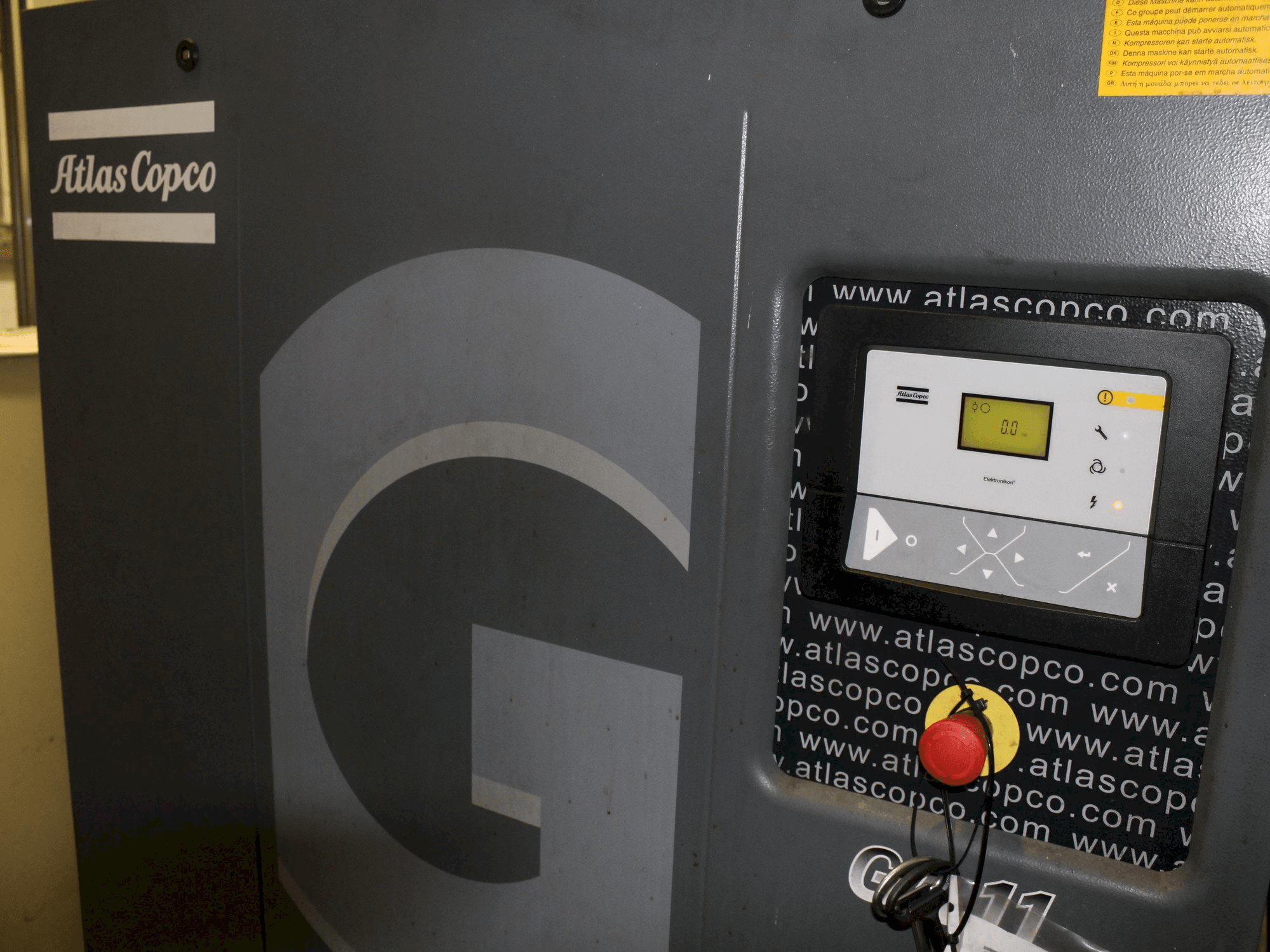 Vooraanzicht van Atlas Copco GA11 machine