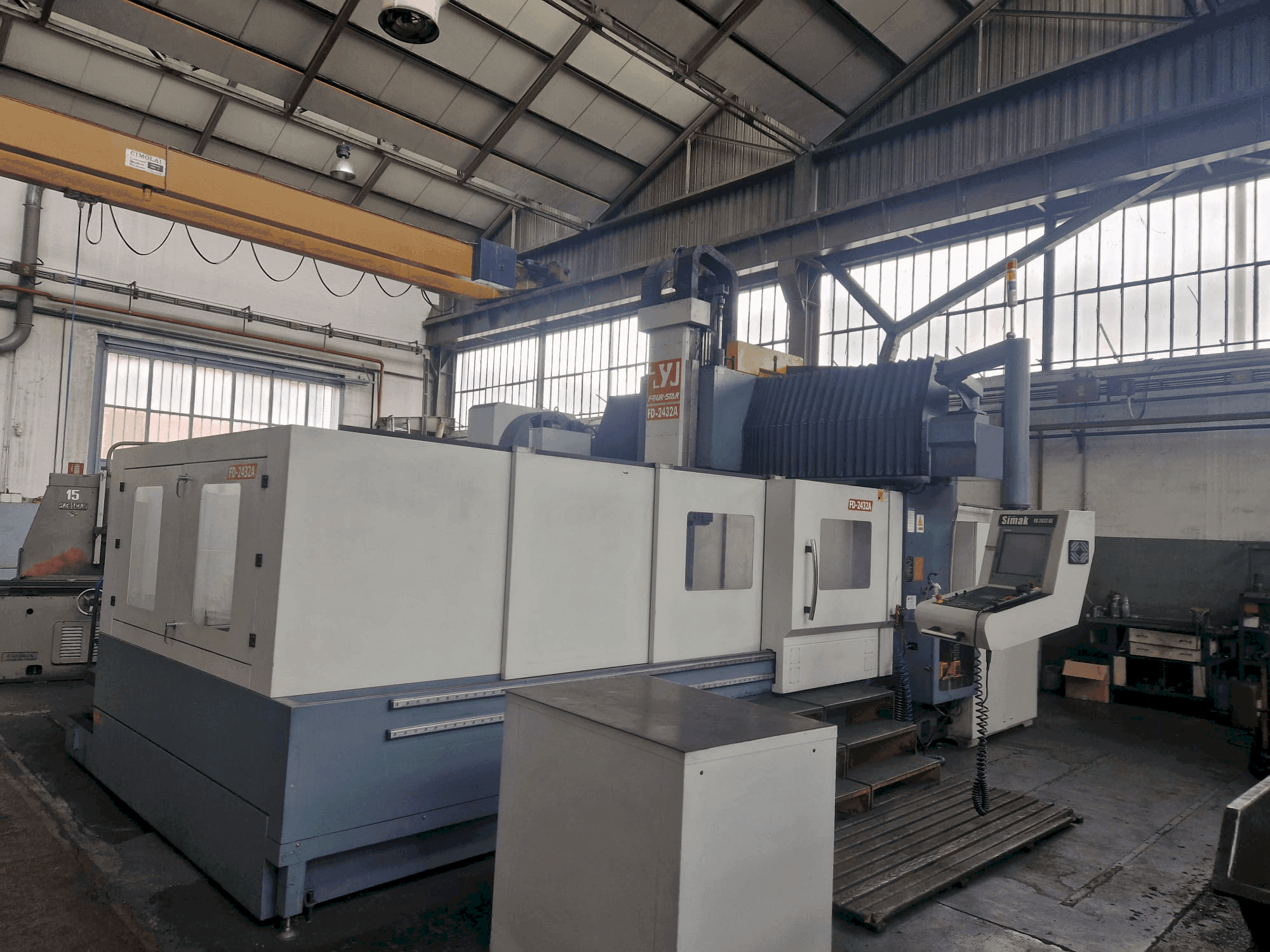 Vooraanzicht van VESTA FD2432A HE machine