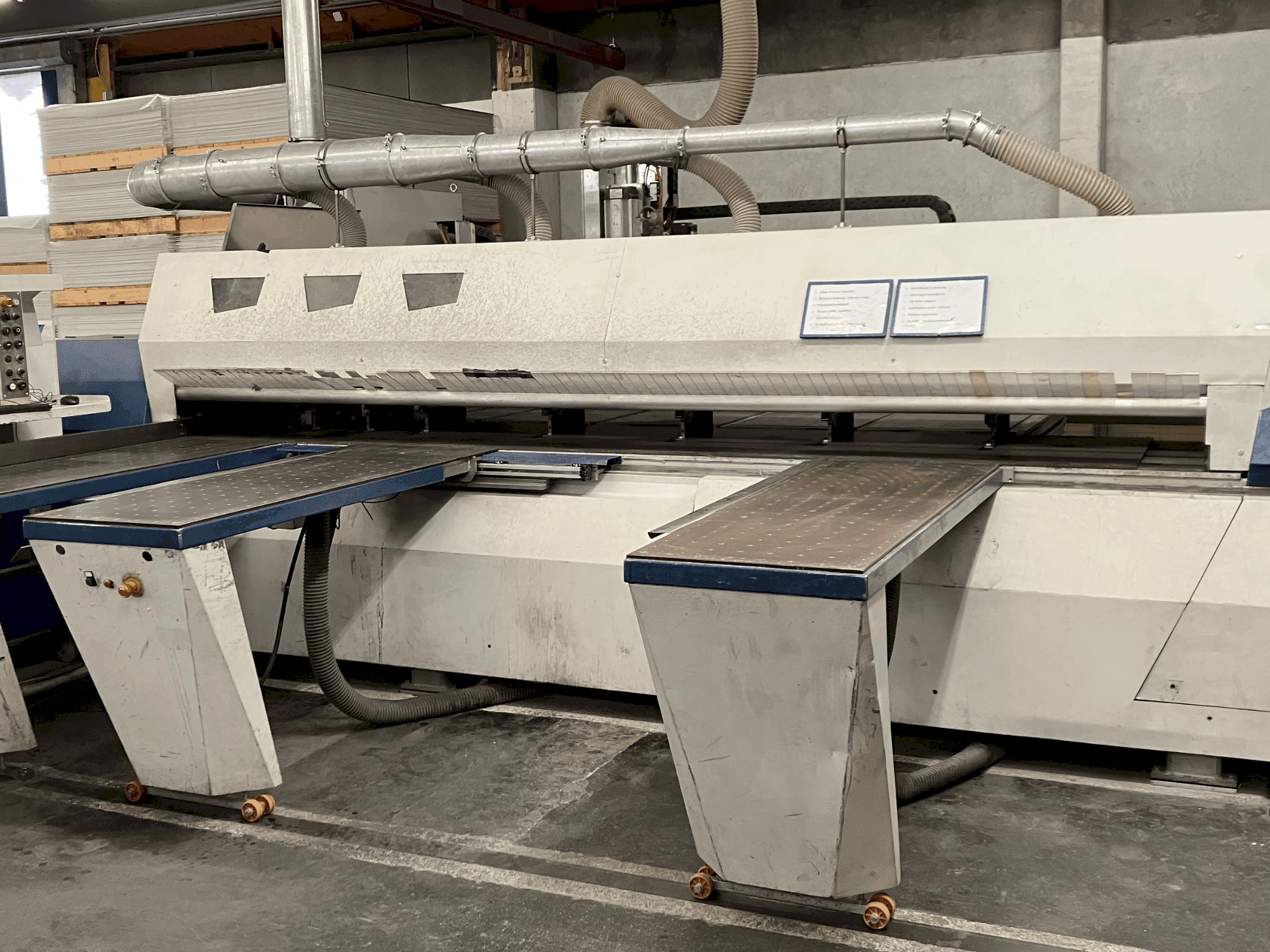 Vooraanzicht van PANHANS 2006 machine