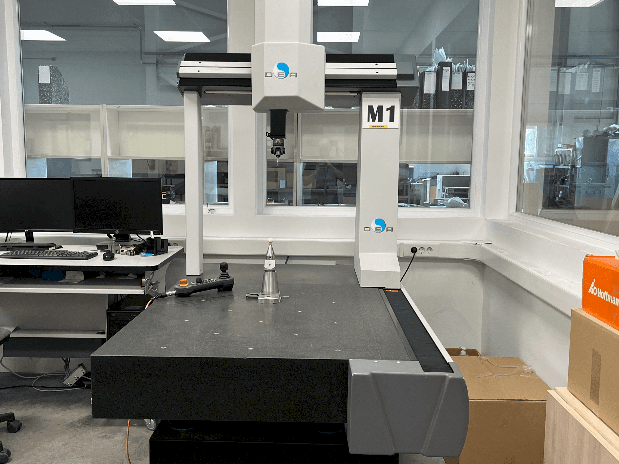 Vooraanzicht van Hexagon PIONEER 061006 machine