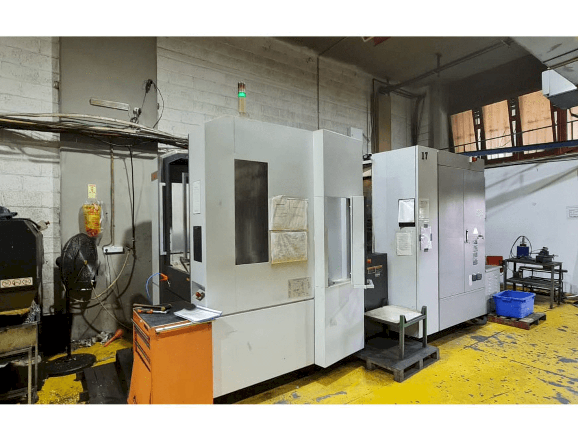 Vooraanzicht van MORI SEIKI NH-5000 / 40DCG machine