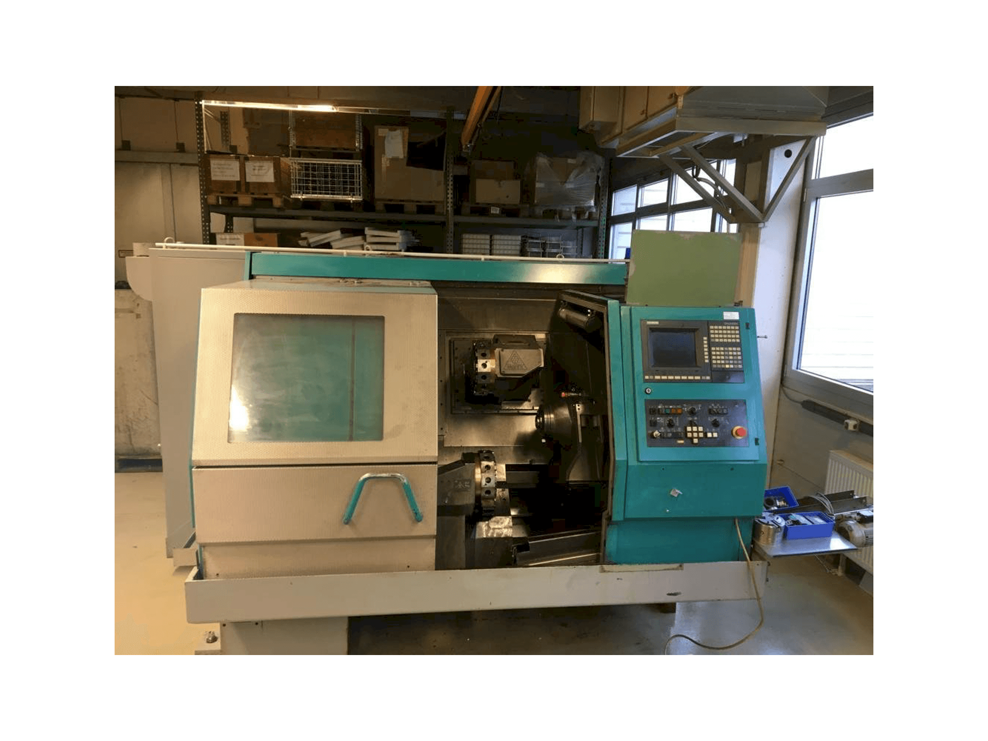 Vooraanzicht van Index G200 machine