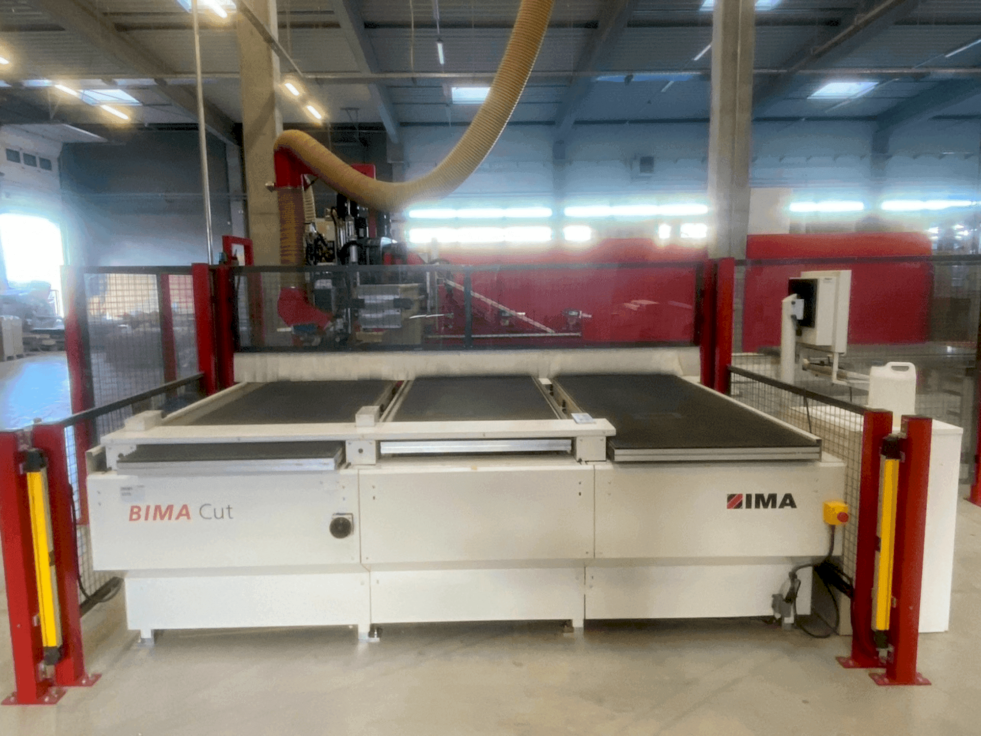 Vooraanzicht van IMA BIMA CUT 145/330 machine