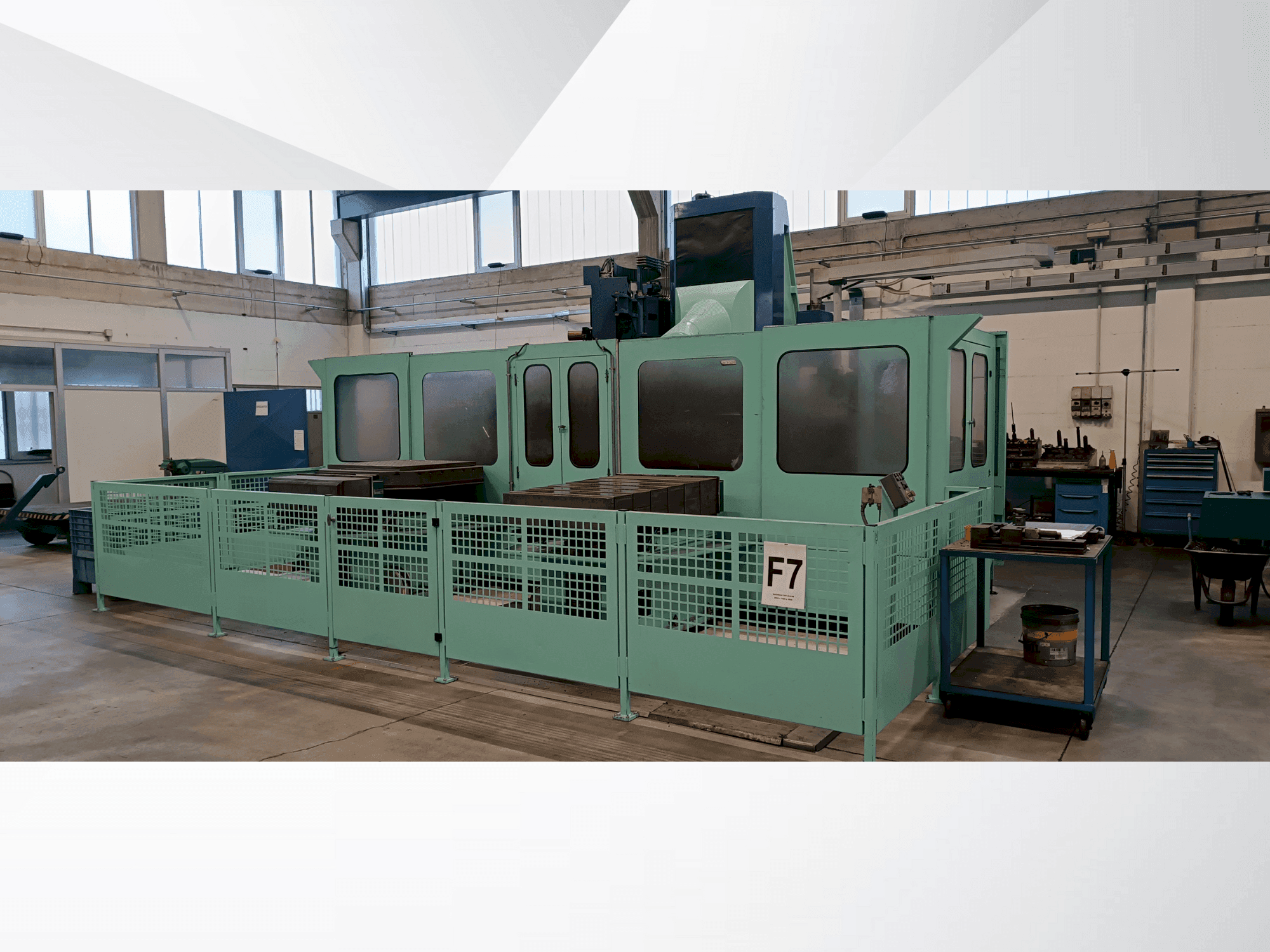 Vooraanzicht van SACHMAN TRT314 H machine