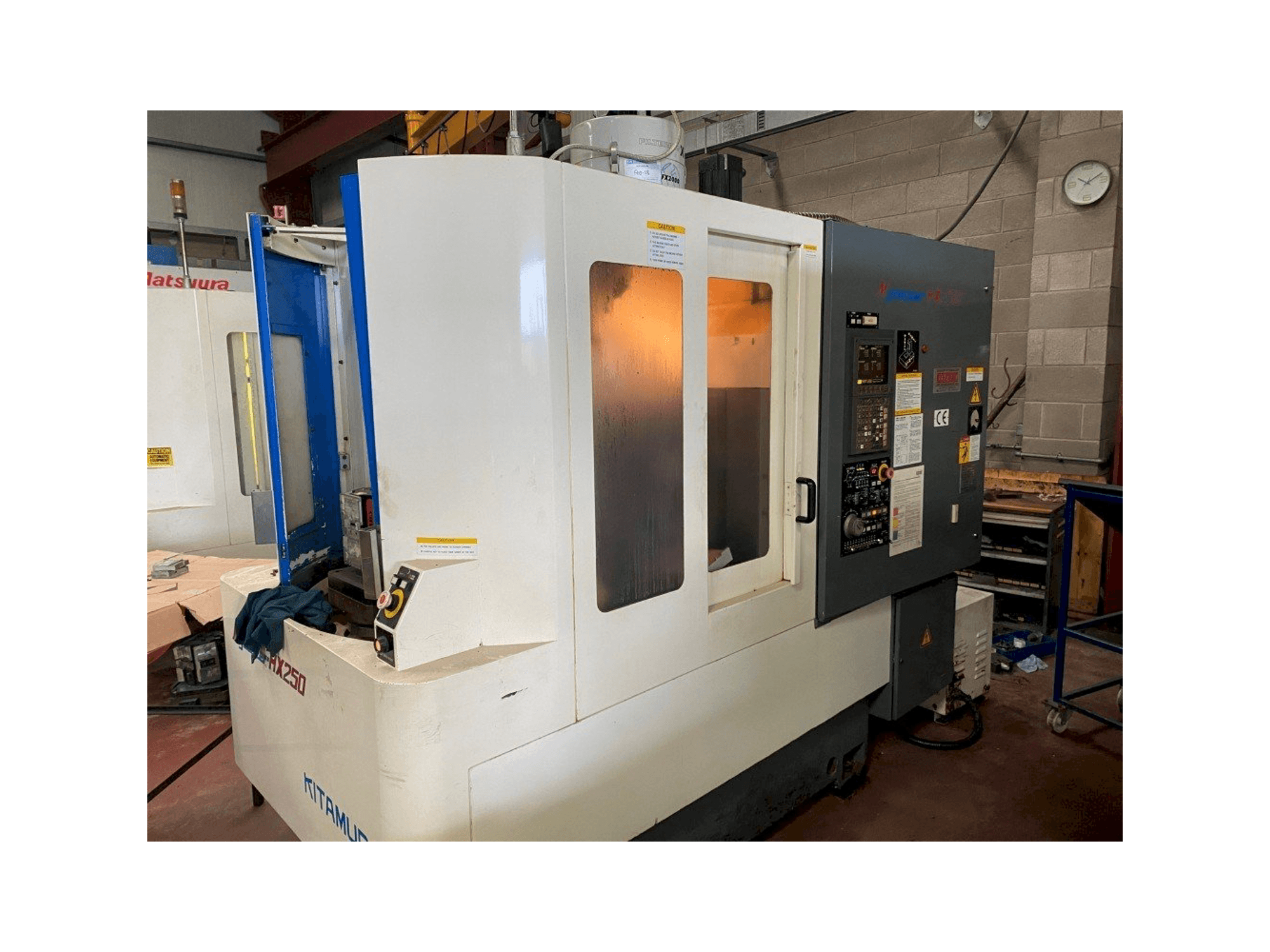 Vooraanzicht van Kitamura Mycenter HX250 machine
