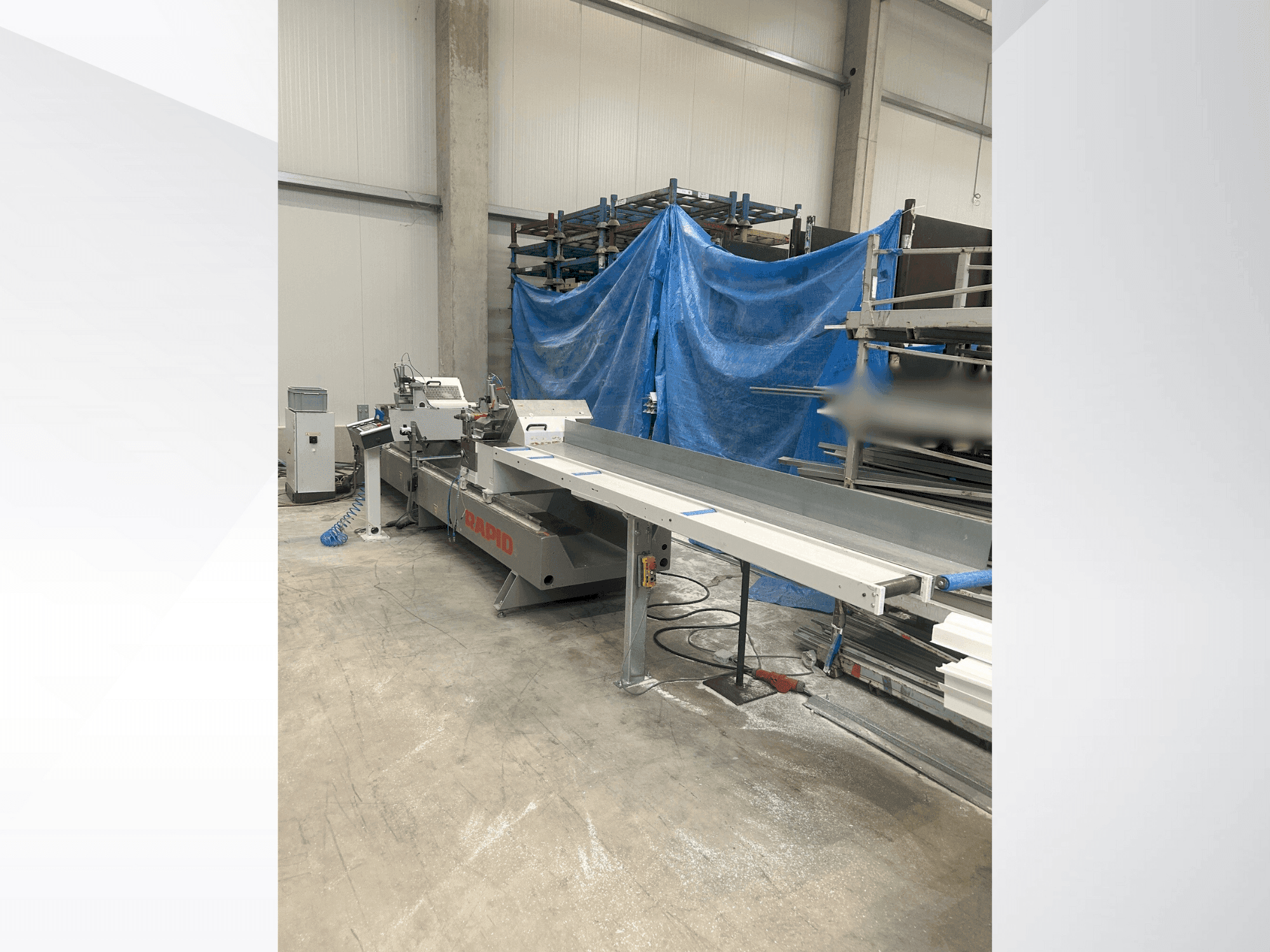 Vooraanzicht van RAPID DGL 200-E machine