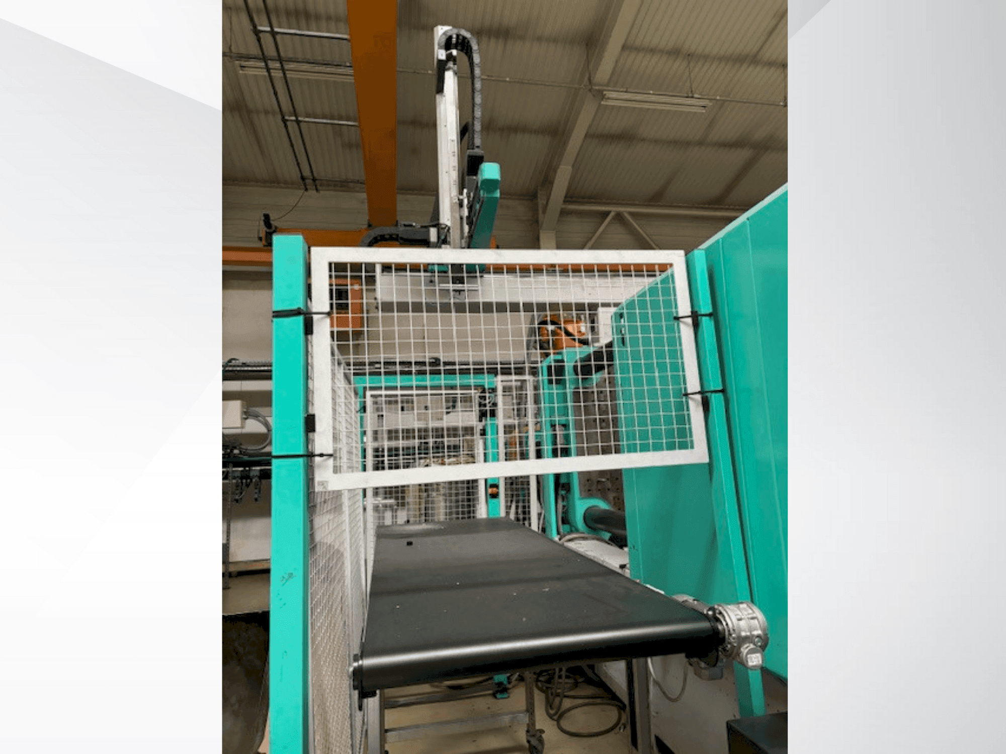 Vooraanzicht van Arburg Allrounder 920S 4600-2100 machine