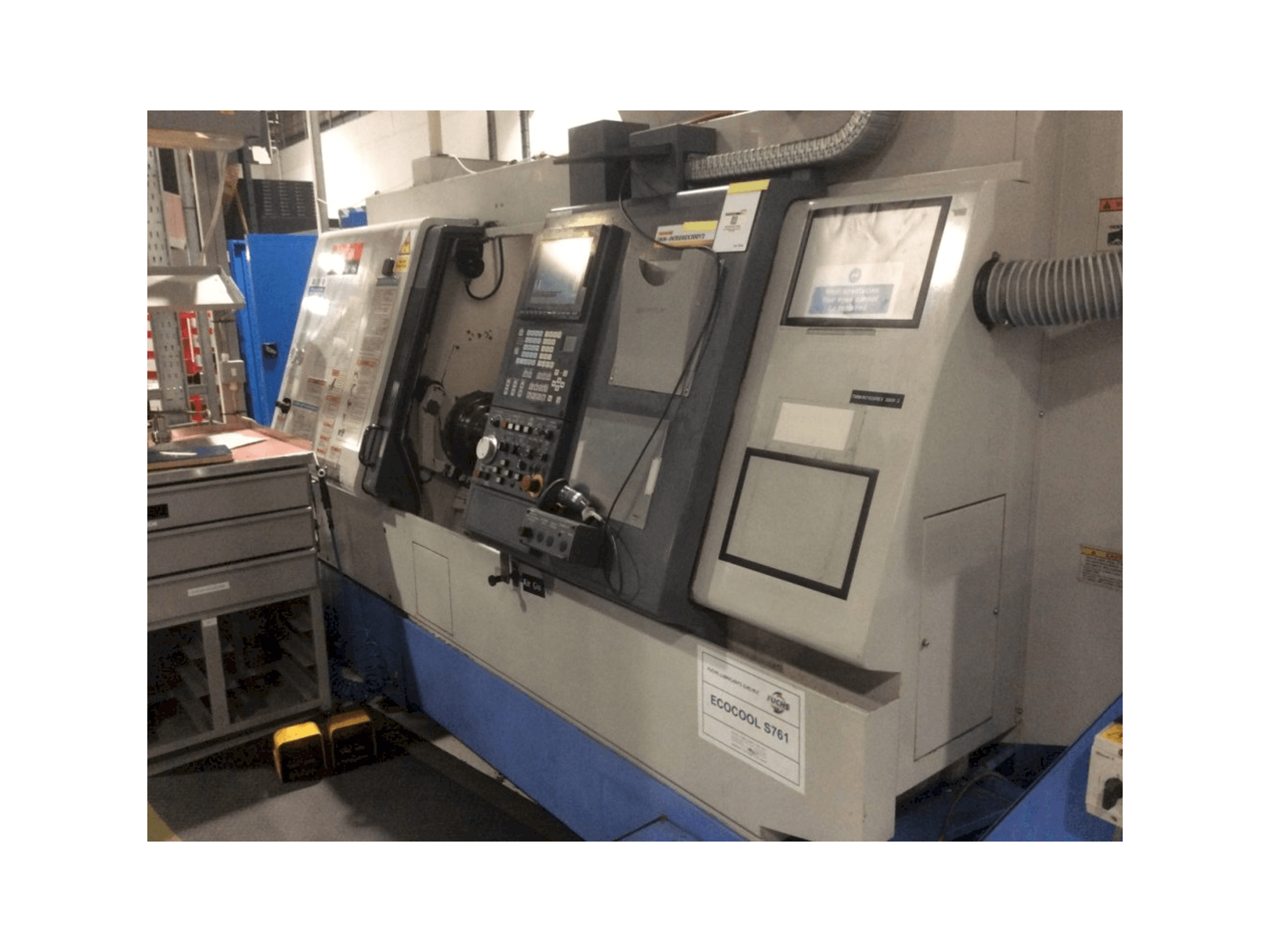 Vooraanzicht van Mazak Integrex 200-2Y machine