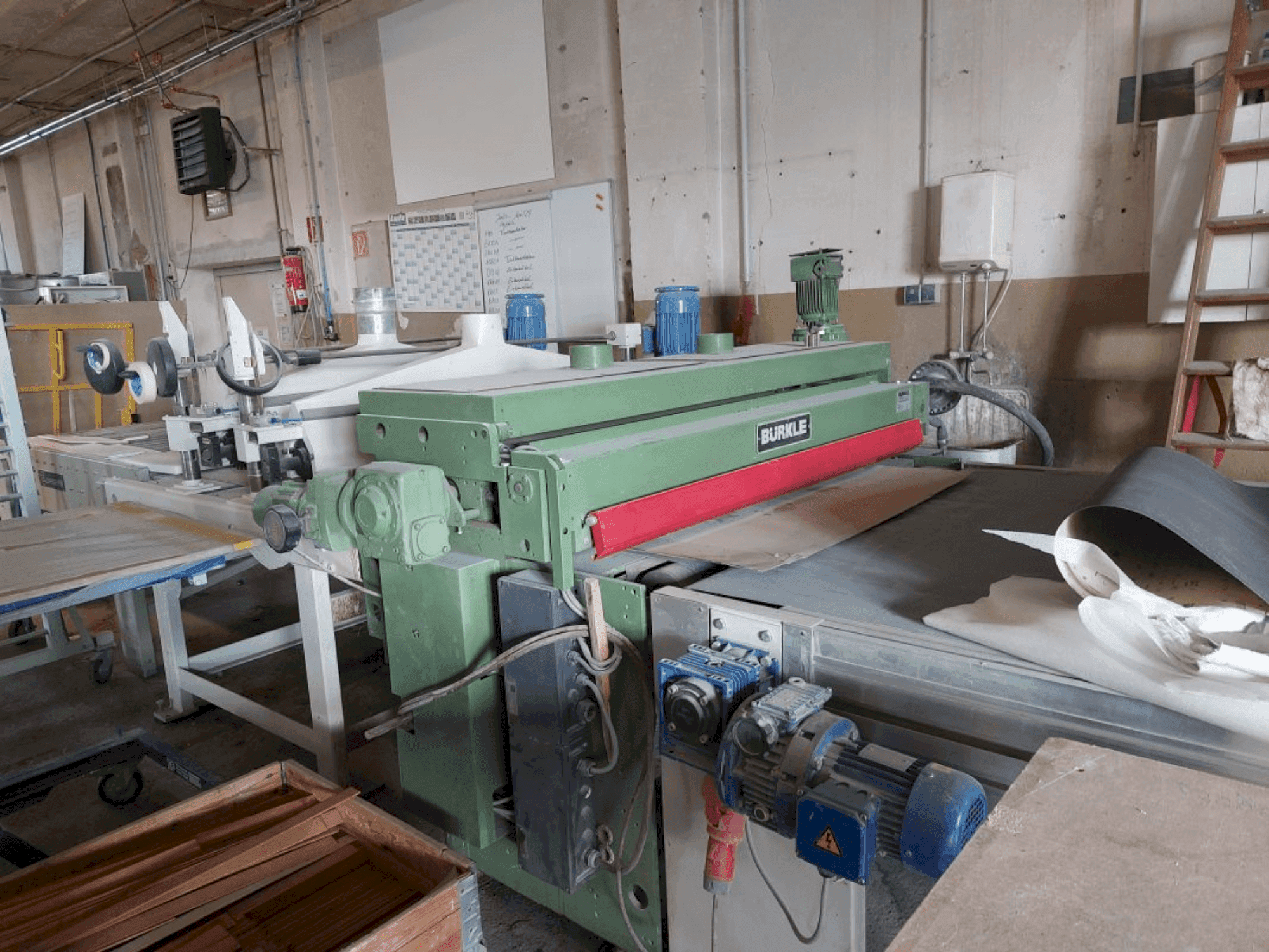 Vooraanzicht van BÜRKLE DAL 1 1300 machine