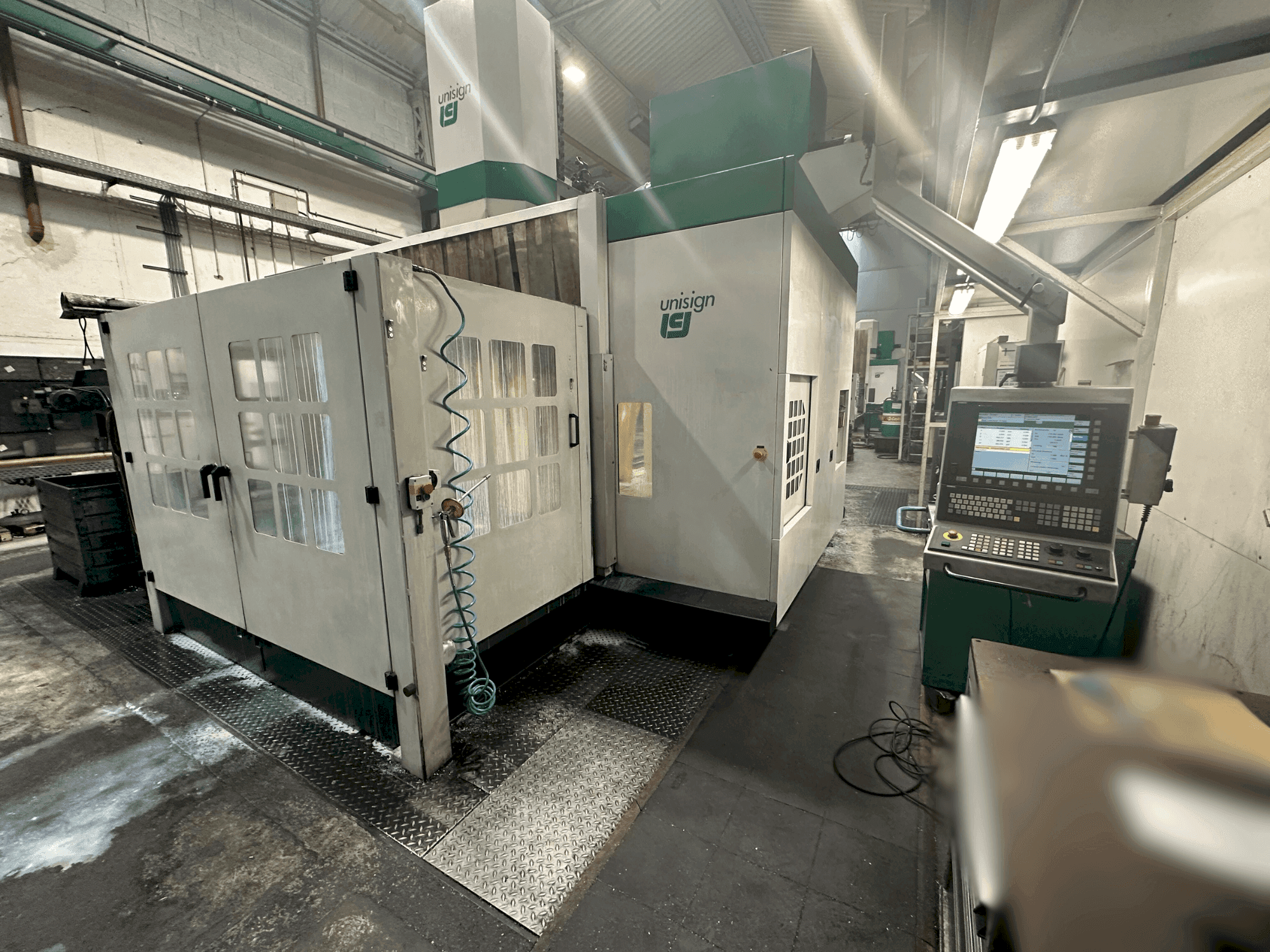 Vooraanzicht van Unisign UNIPORT 6000 machine