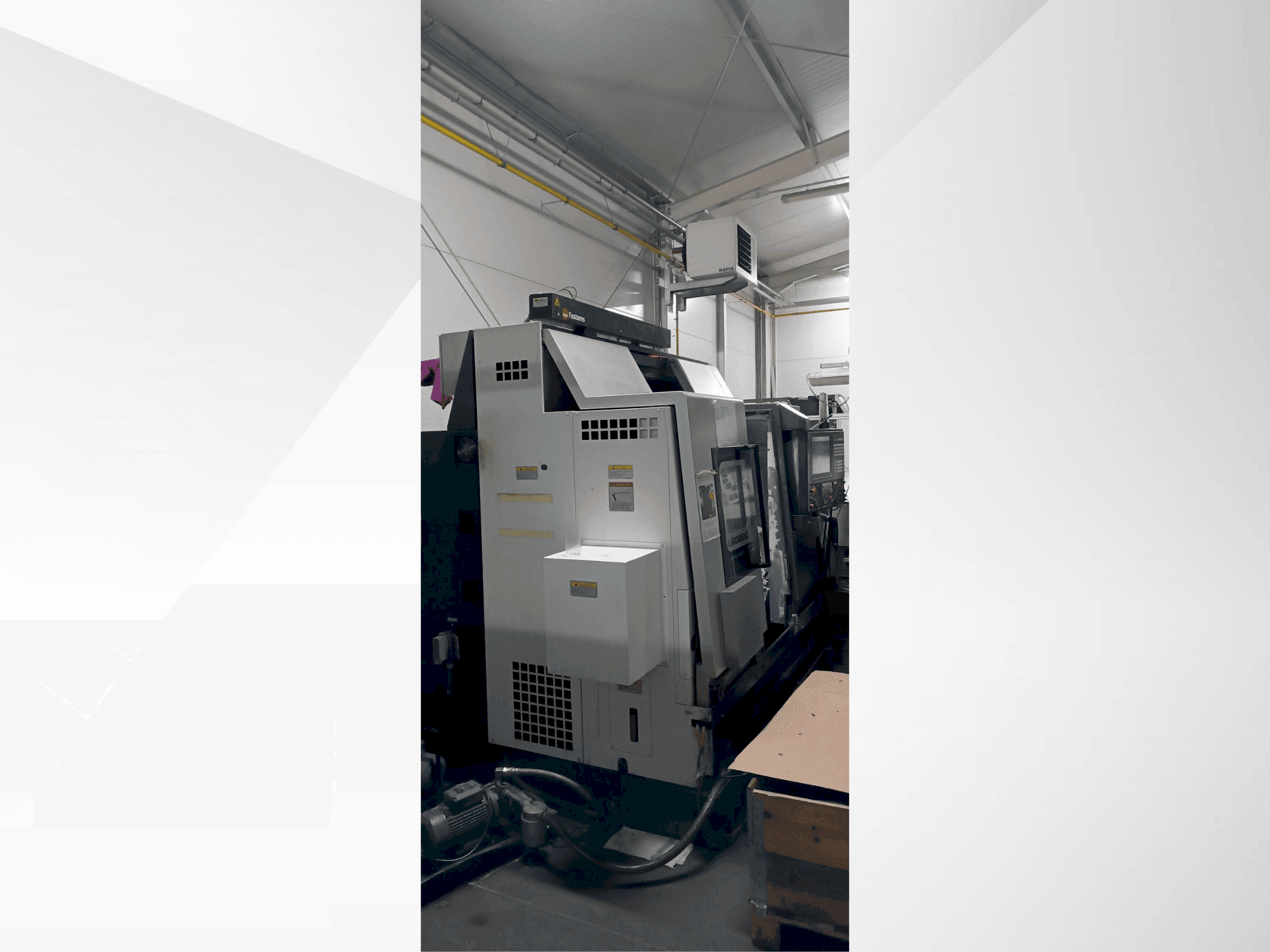 Vooraanzicht van Okuma LB3000 EX II-MY C450 machine