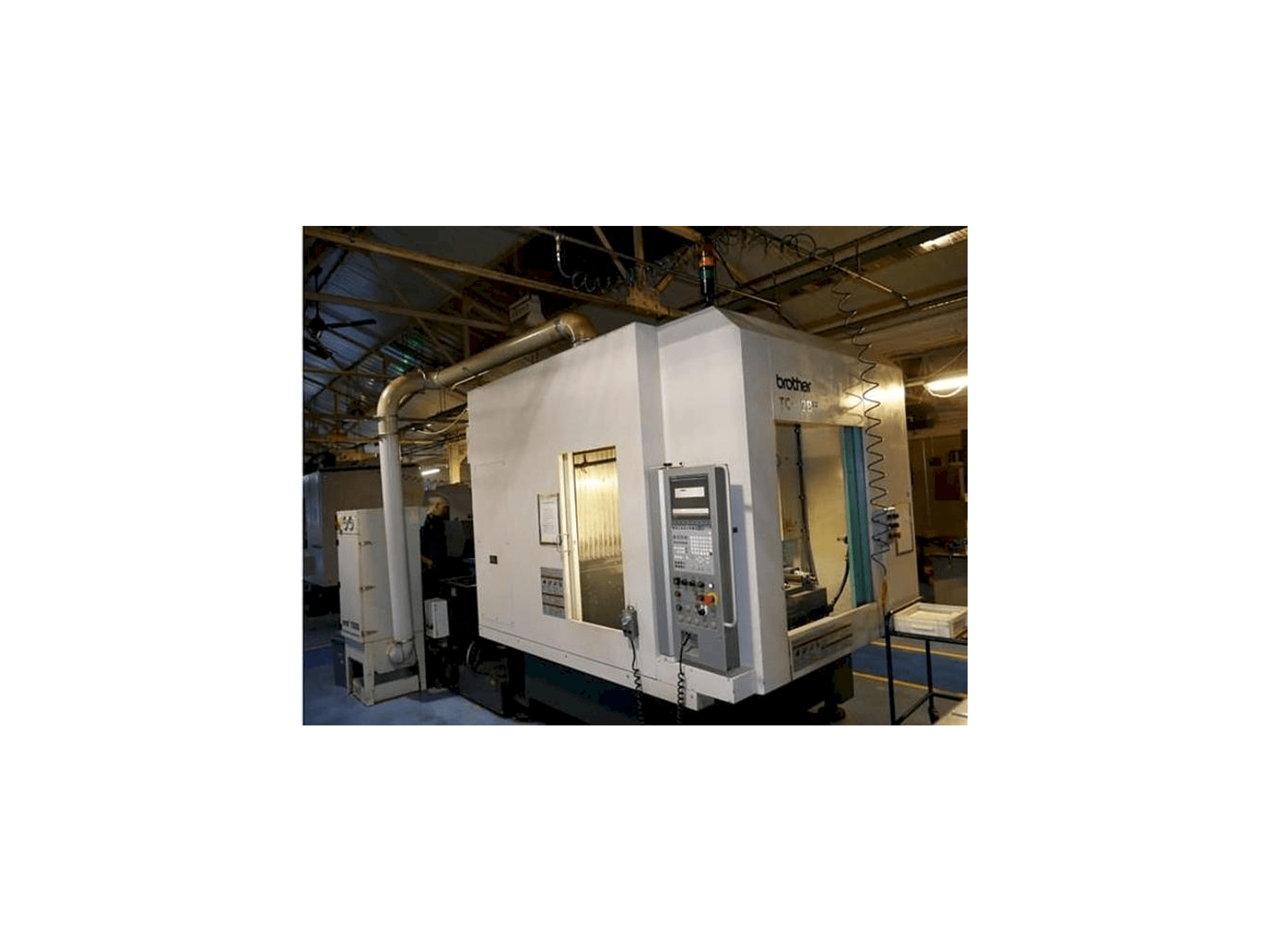 Vooraanzicht van Brother TC-32 BN QT machine