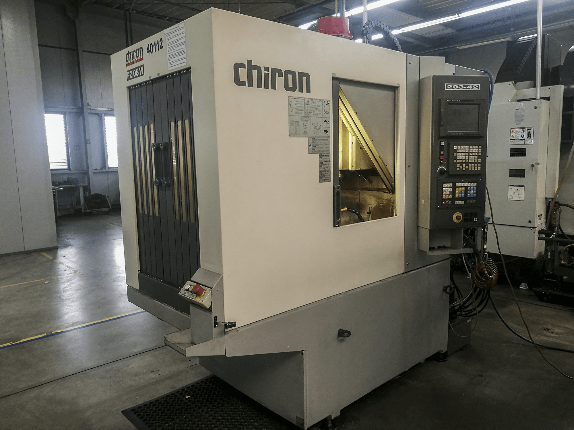 Links zicht van Chiron FZ 08 W machine