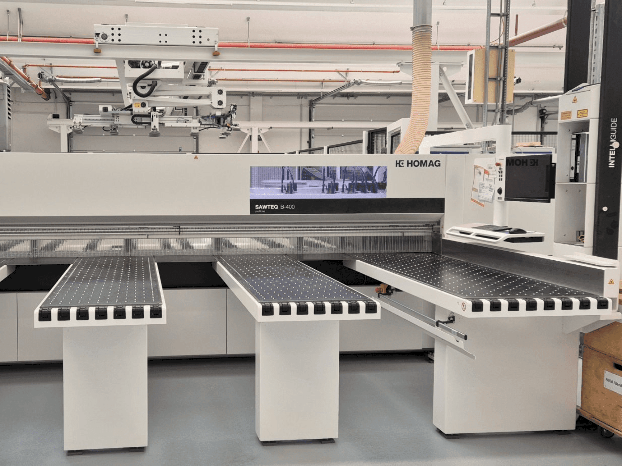 Vooraanzicht van HOLZMA HPP 400 machine