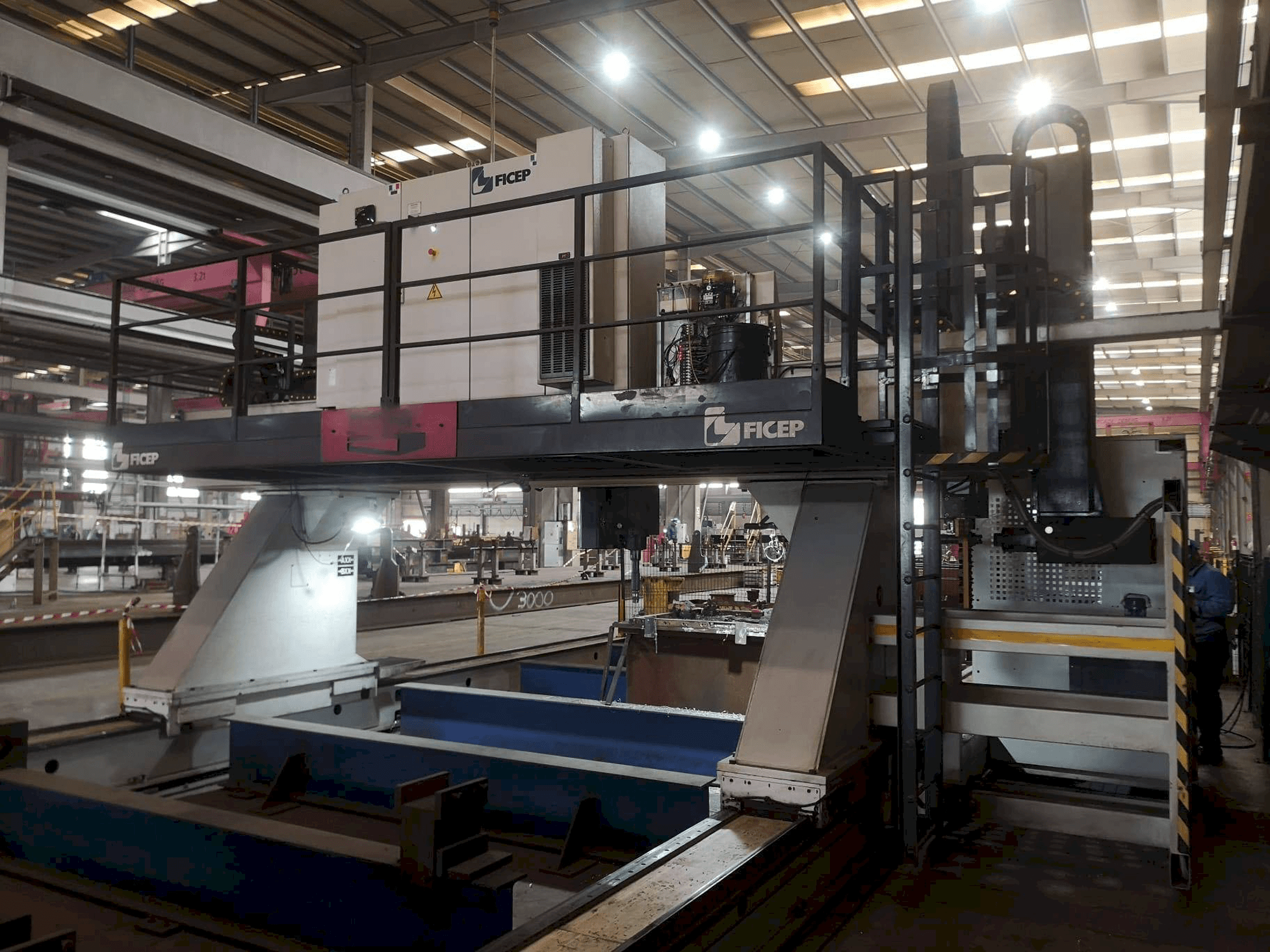 Vooraanzicht van FICEP 3003/12 GDD machine