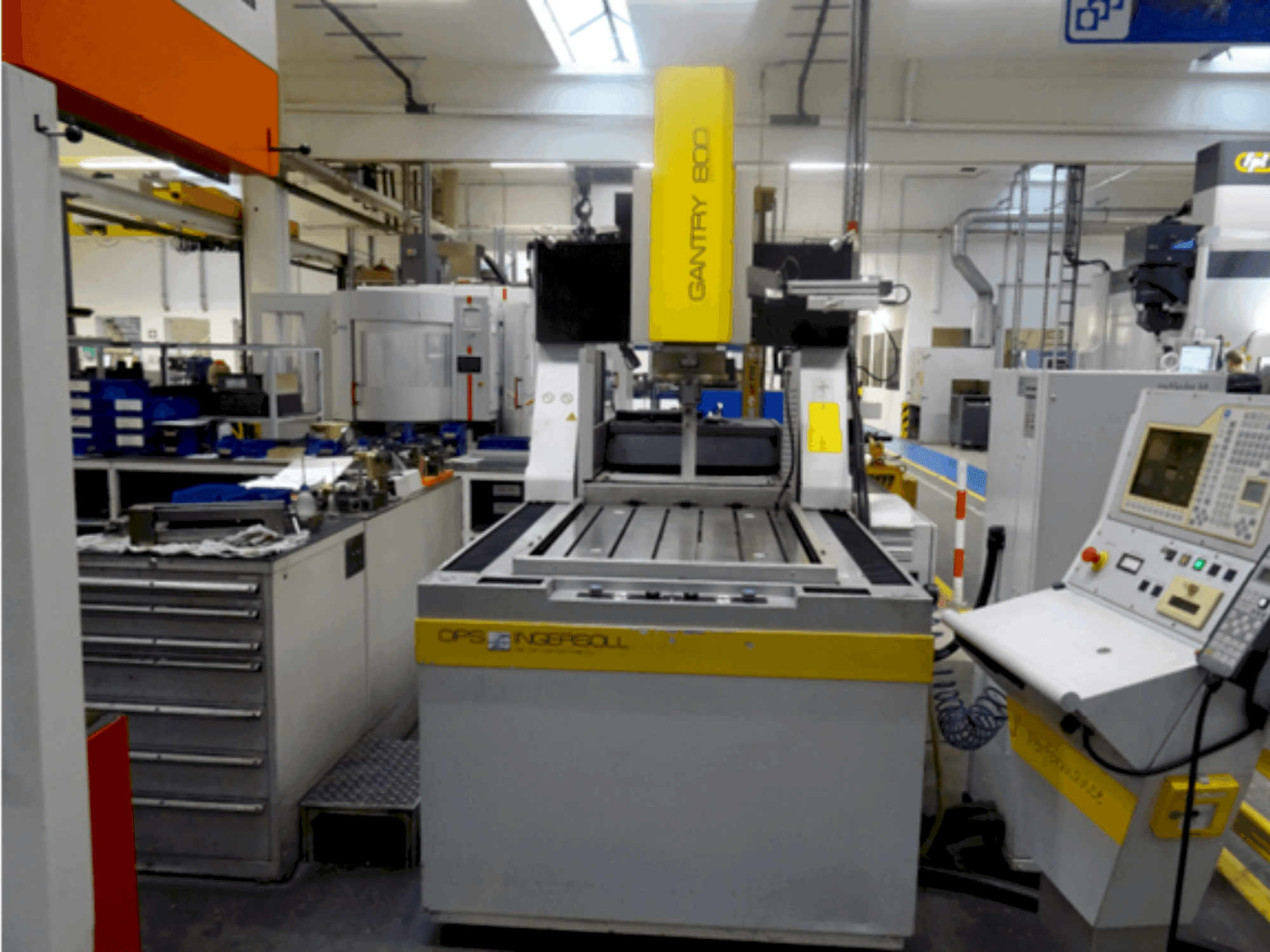 Vooraanzicht van Ingersoll Rand Gantry 800 machine