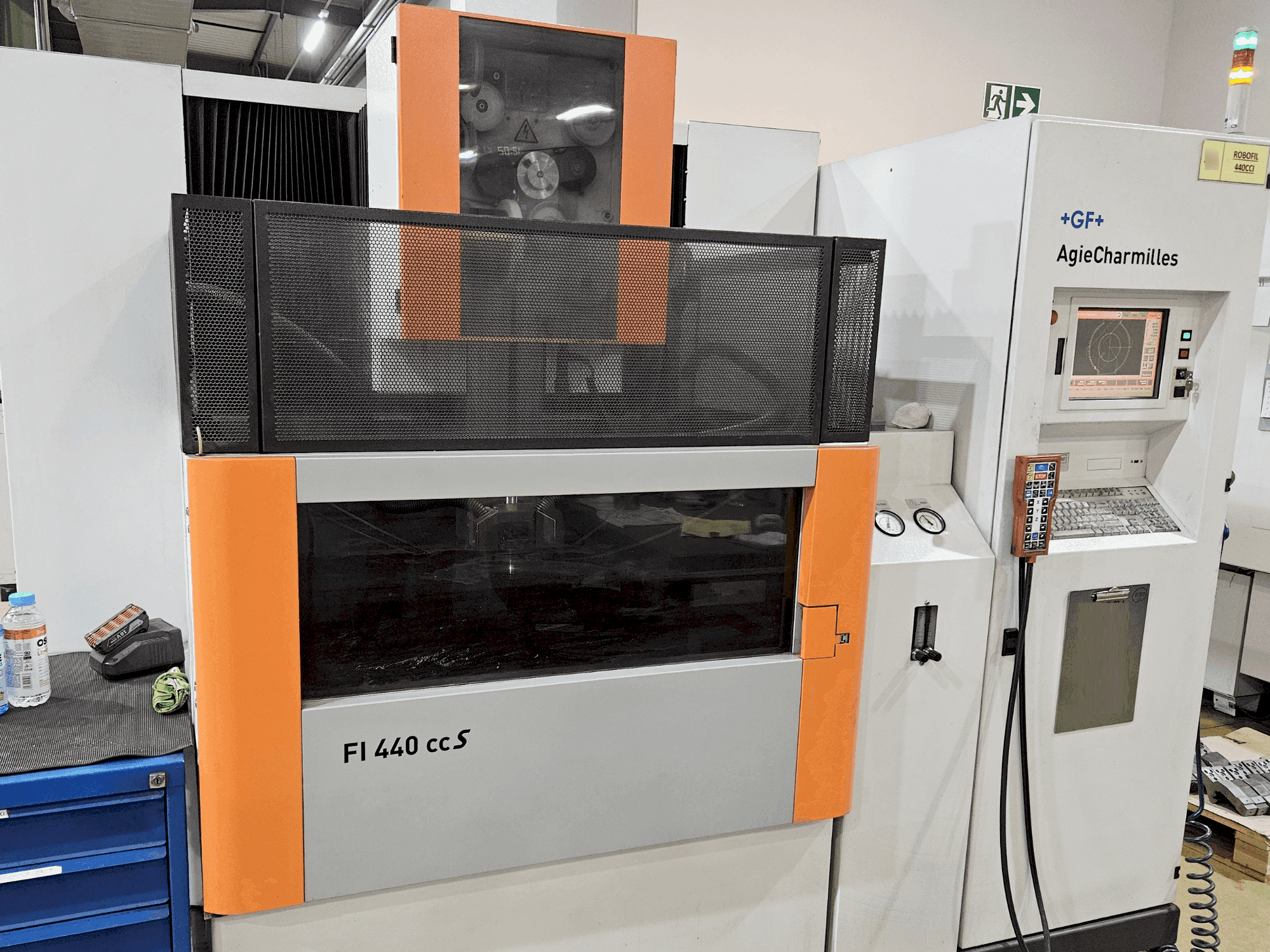 Vooraanzicht van AgieCharmilles Robofil 440 CCS machine