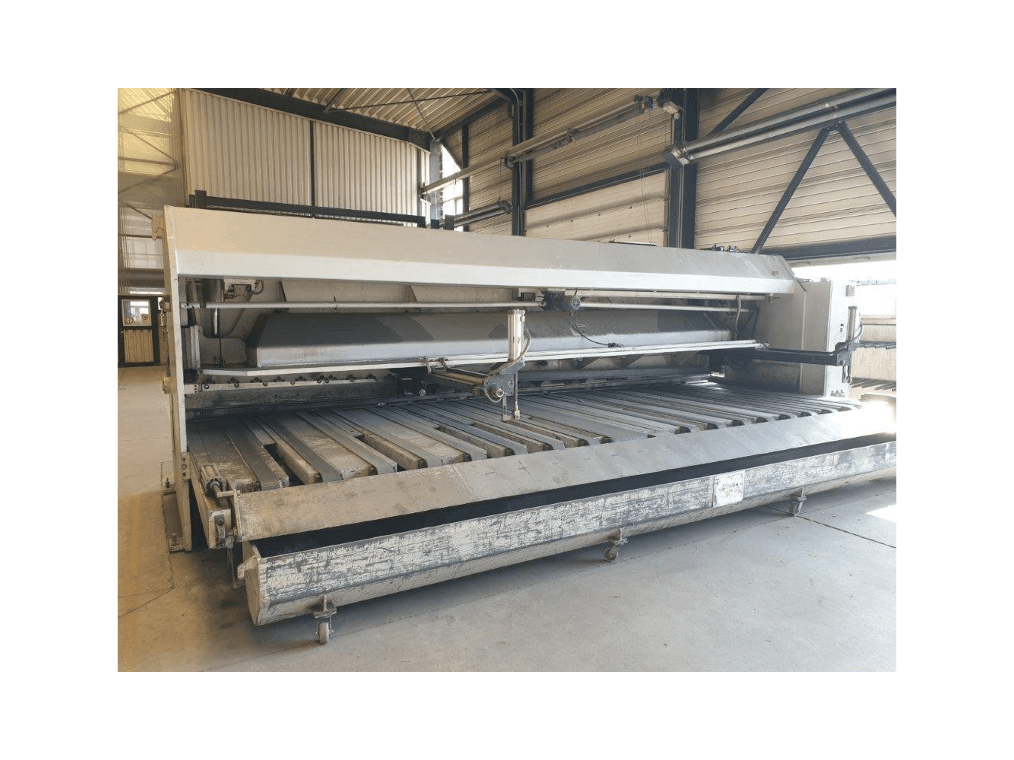 Vooraanzicht van Weinbrenner TSV 6 / 6100 machine